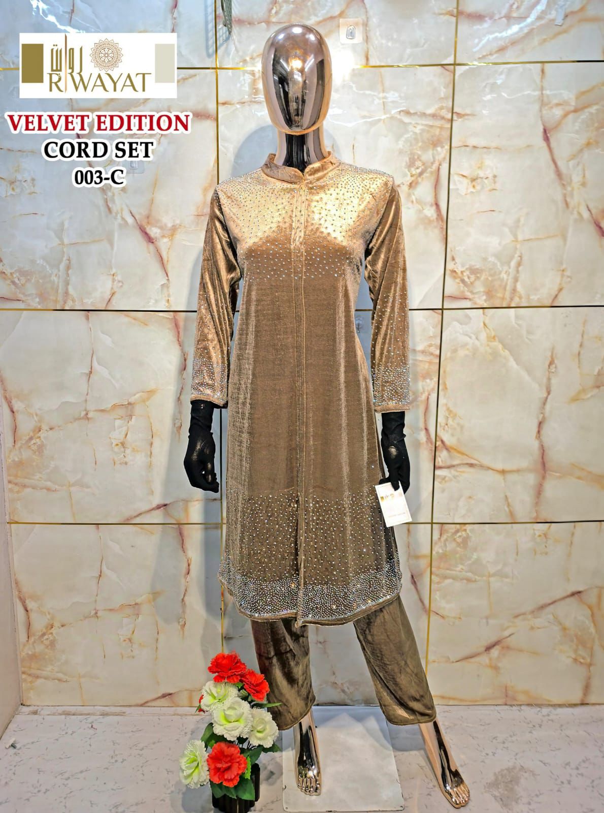 003-C Riwayat Velvet Co Ord Set