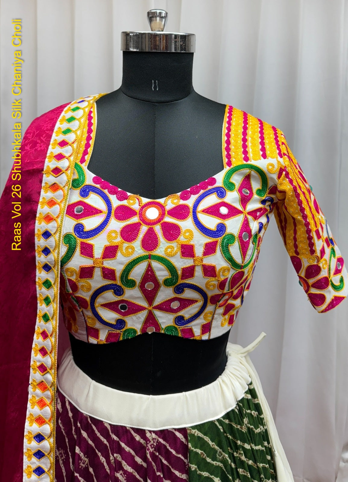 11074 Raas Vol 26 Shubhkala Silk Chaniya Choli