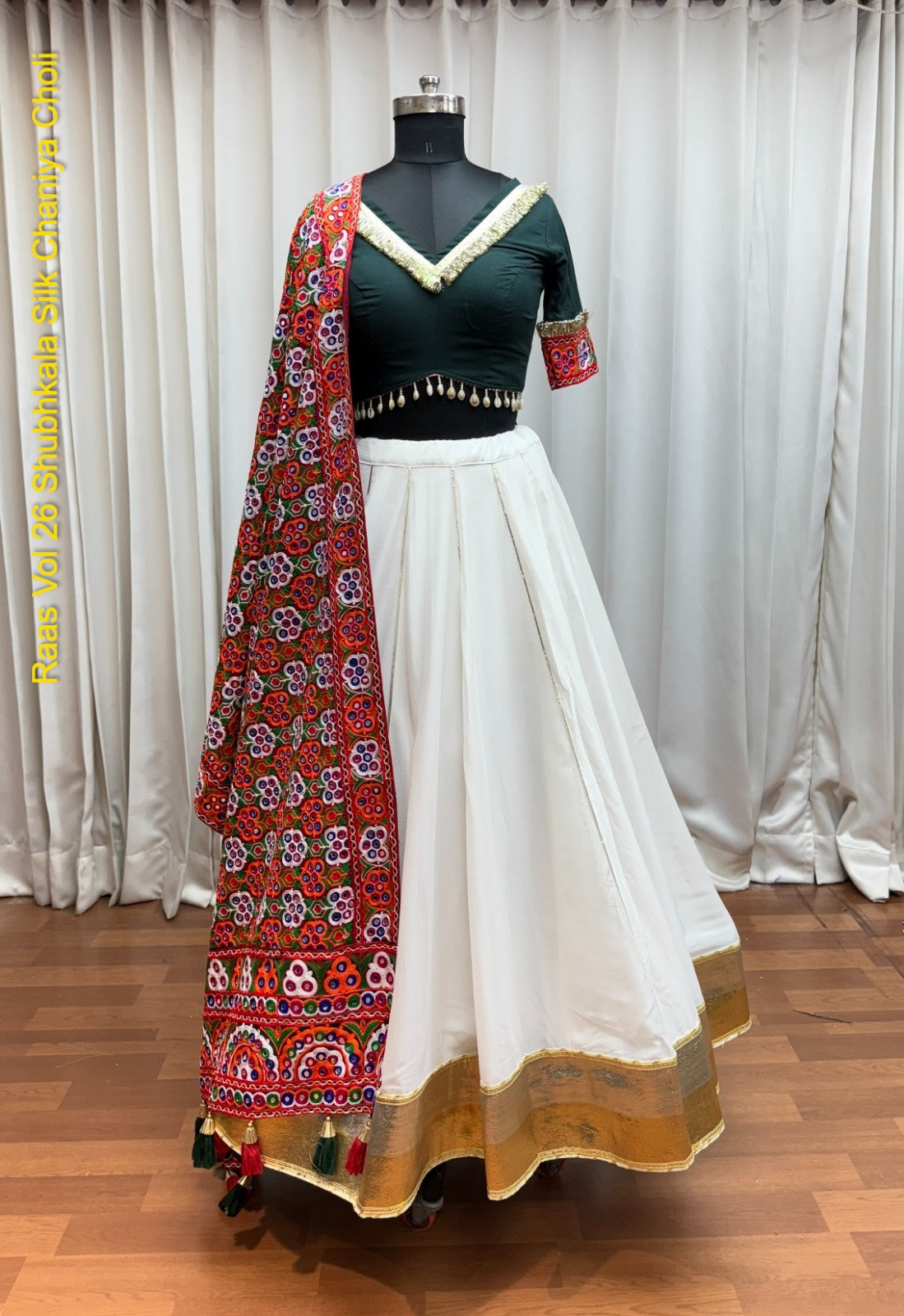 11074 Raas Vol 26 Shubhkala Silk Chaniya Choli