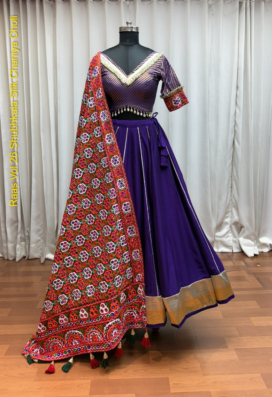 11075 Raas Vol 26 Shubhkala Silk Chaniya Choli