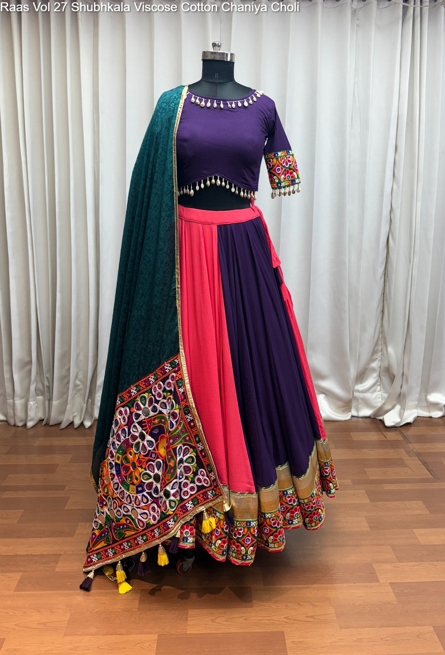11082 Raas Vol 27 Shubhkala Viscose Cotton Chaniya Choli
