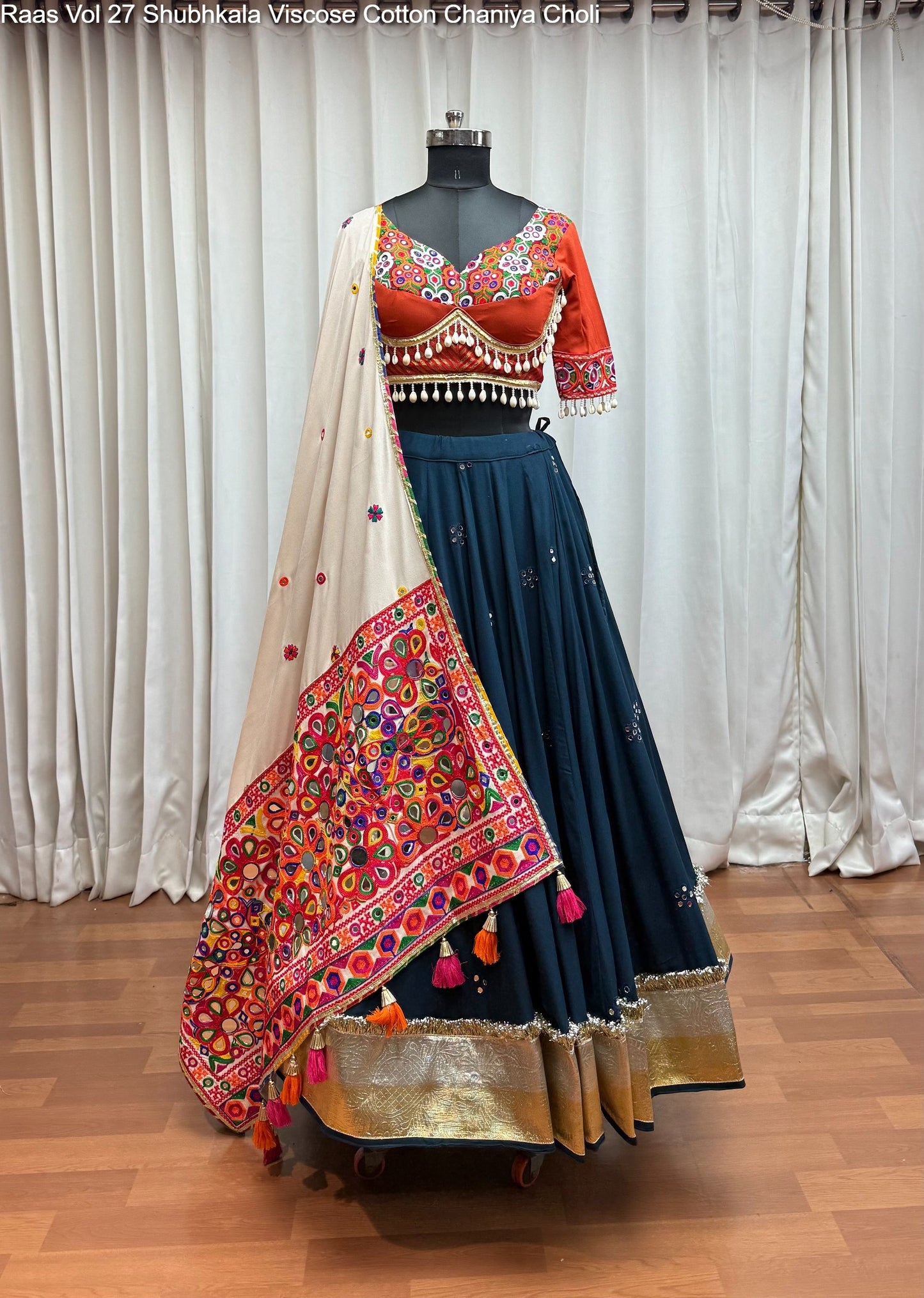 11083 Raas Vol 27 Shubhkala Viscose Cotton Chaniya Choli