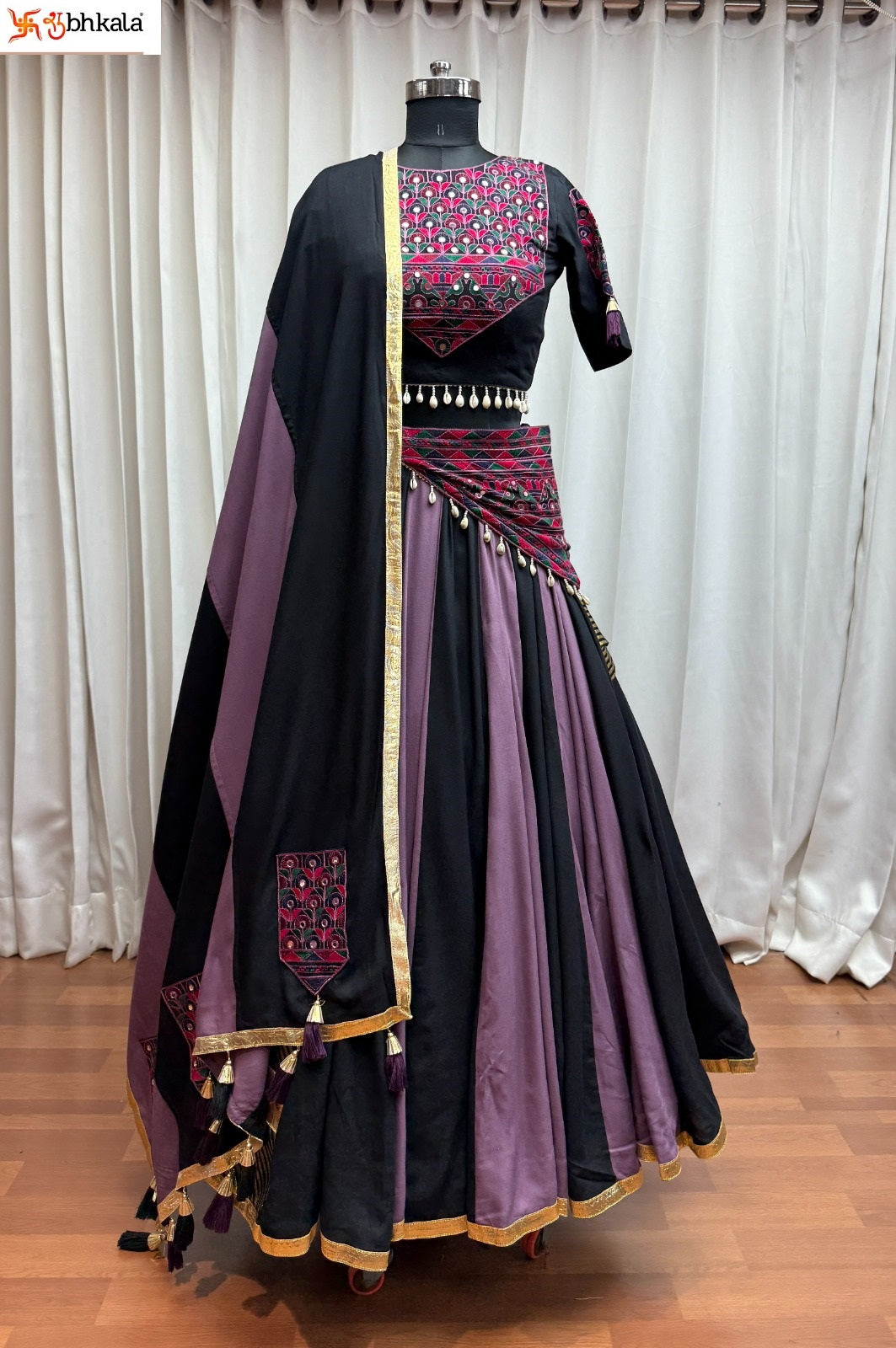 11134 Raas Vol 32 Shubhkala Viscose Cotton Chaniya Choli