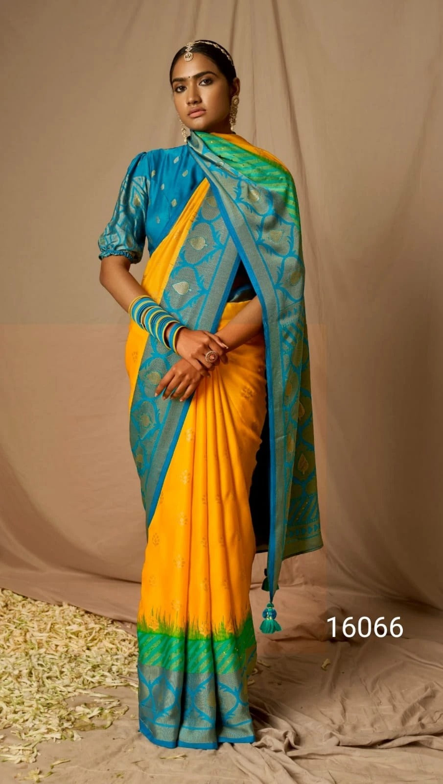 16066 Meera Kimora Sarees