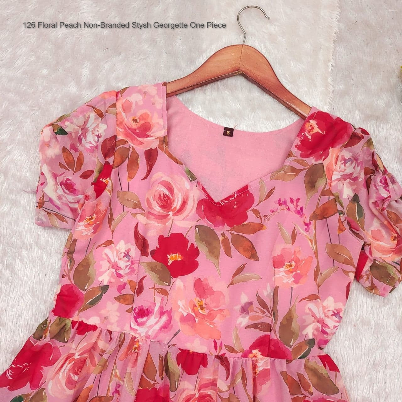 126 Floral Peach Non-Branded Stysh Georgette One Piece