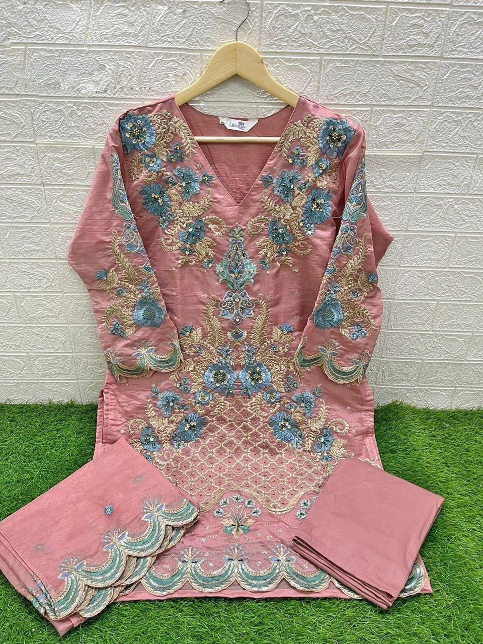 1396 Peach Laxuria Trendz Organza Pakistani Readymade Suits