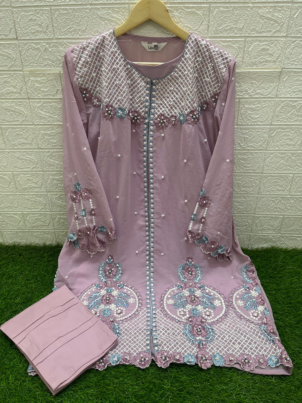 1427 Pink Laxuria Trendz Handwork Co Ord Set
