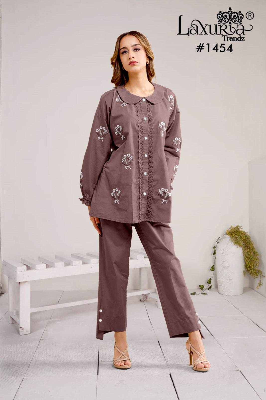 1454 Badam Laxuria Trendz Embroidery Co Ord Set