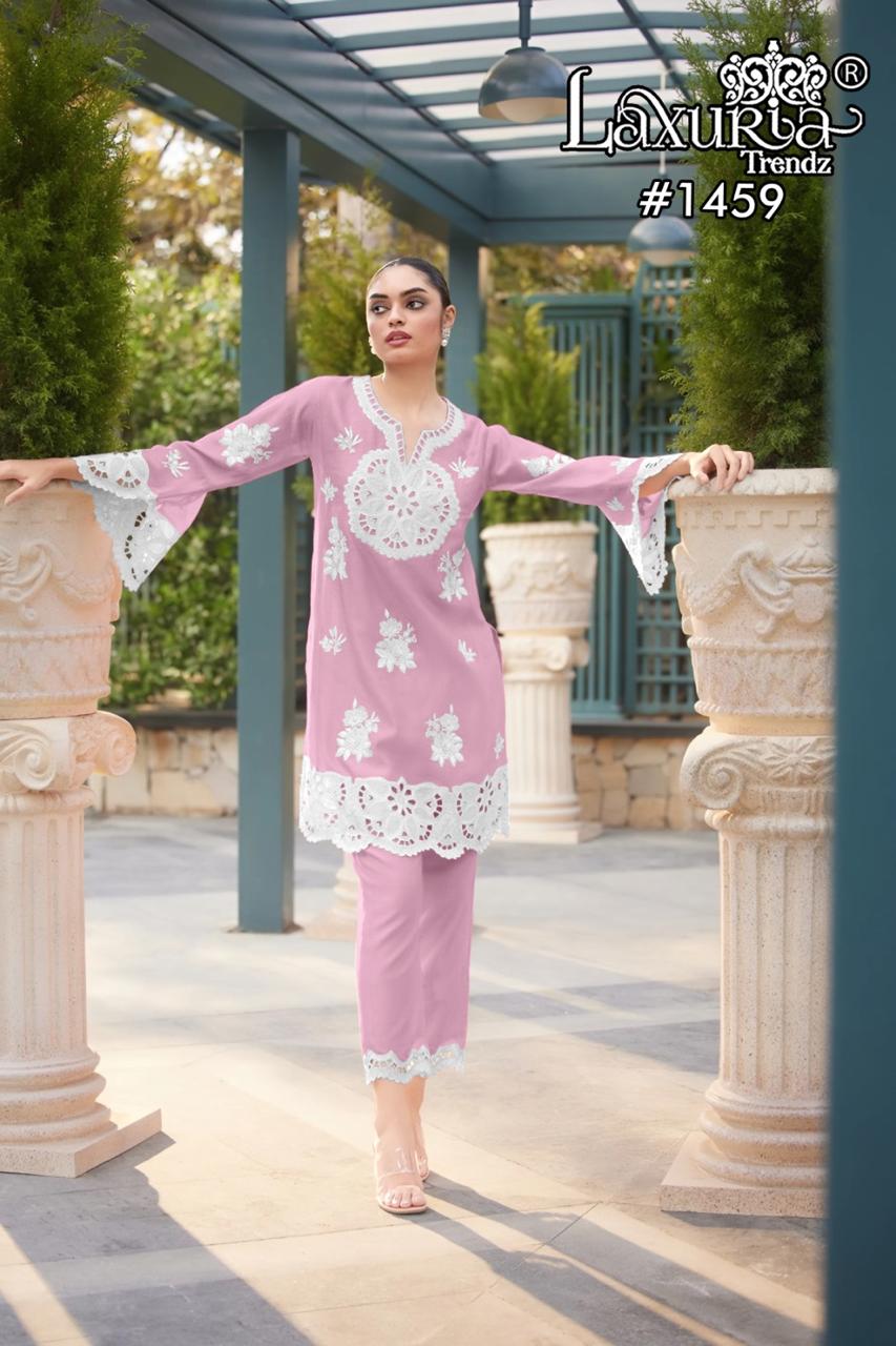 1459 Pink Laxuria Trendz Handloom Co Ord Set
