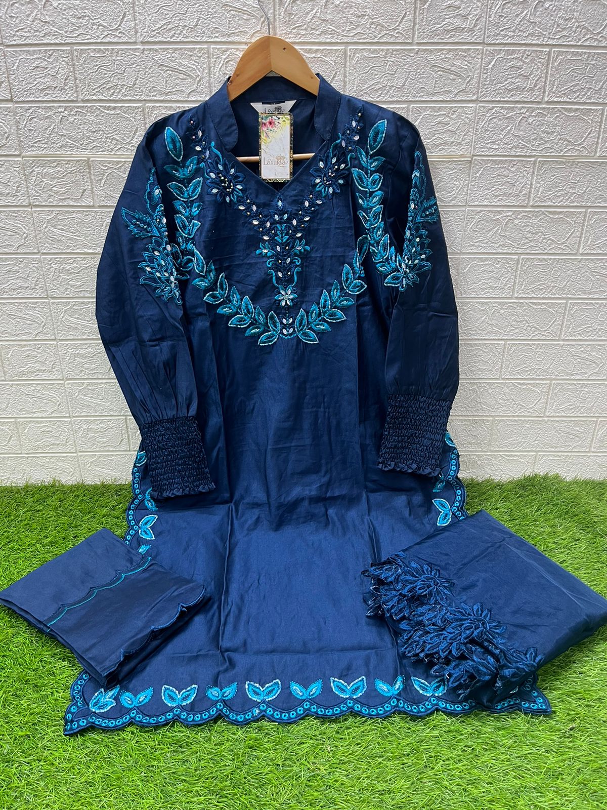 1476 Navy Blue Laxuria Trendz Cutwork Pakistani Readymade Suits