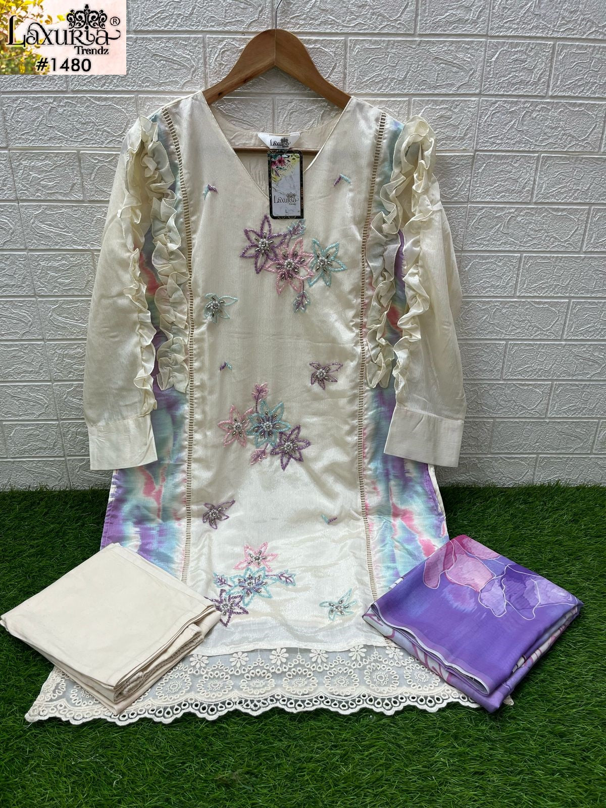 1480 Laxuria Trendz Chinon Pakistani Readymade Suits