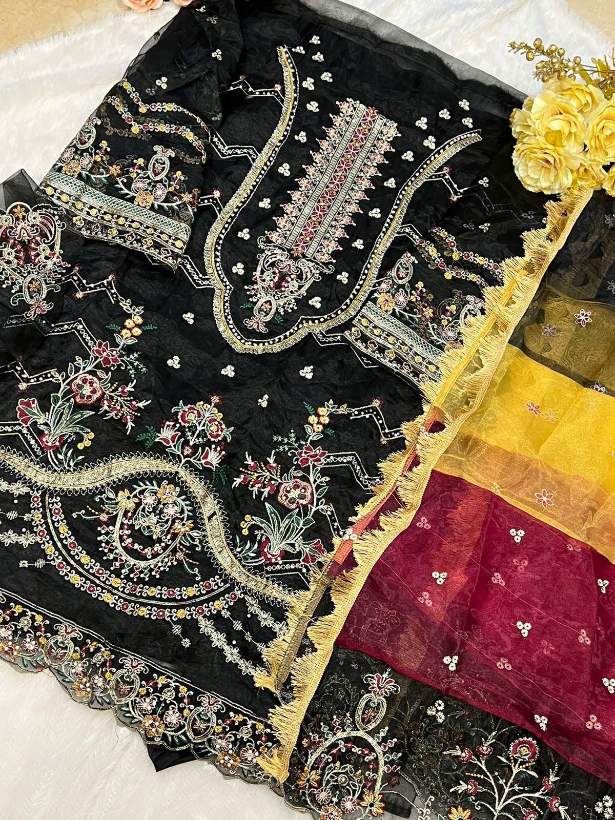 1499-C Mehboob Tex Organza Pakistani Salwar Suits
