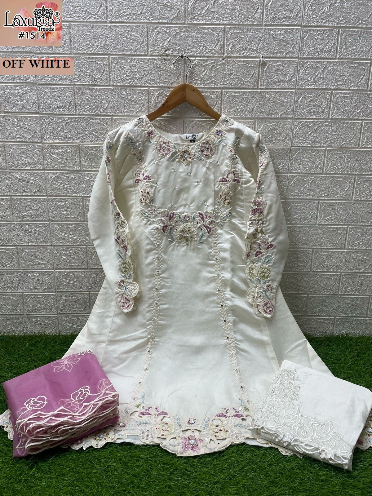 1514 Pink Laxuria Trendz Vichitra Simmer Pakistani Readymade Suits
