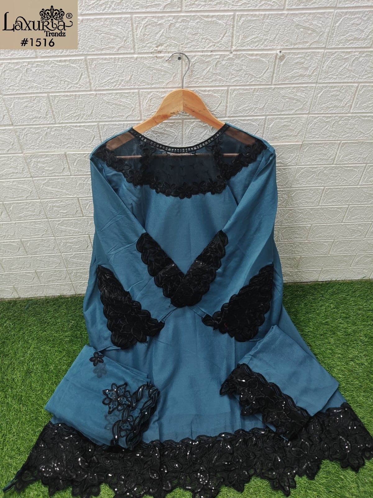 1516 Blue Laxuria Trendz Georgette Pakistani Readymade Suits