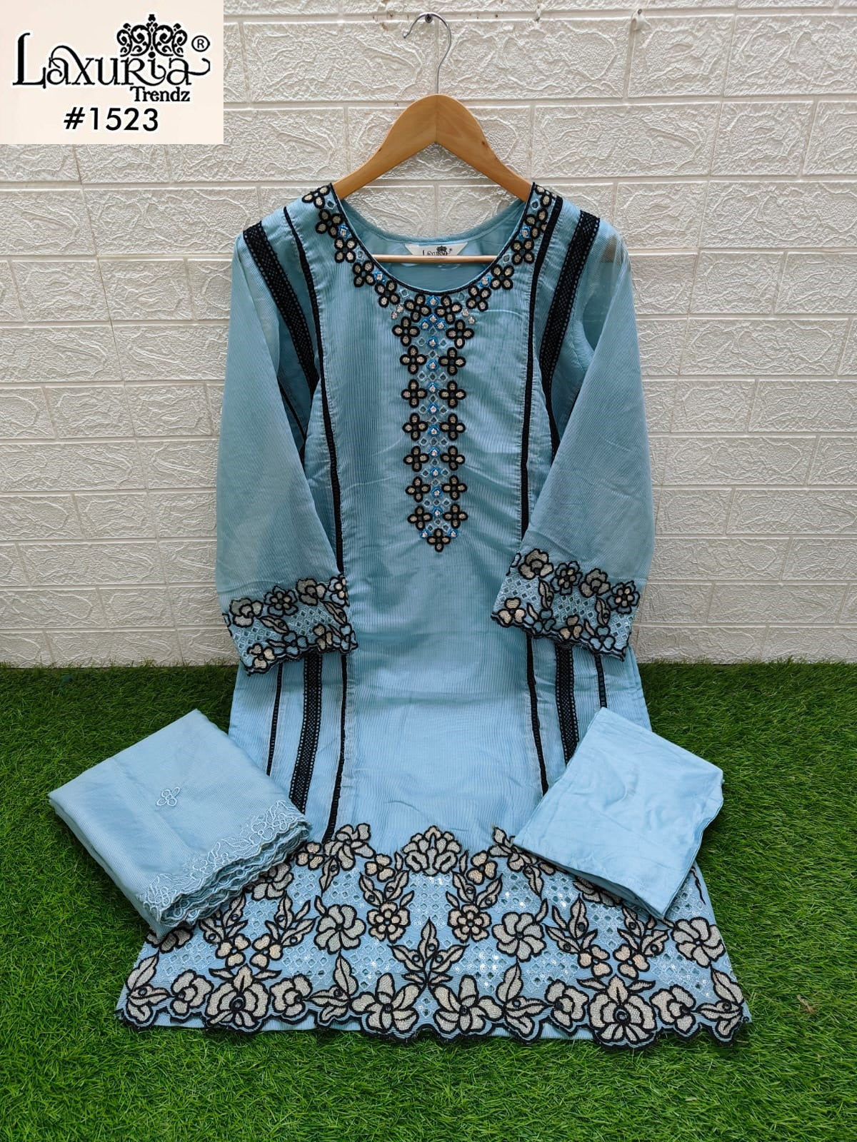 1523 Laxuria Trendz Embroidery Pakistani Readymade Suits