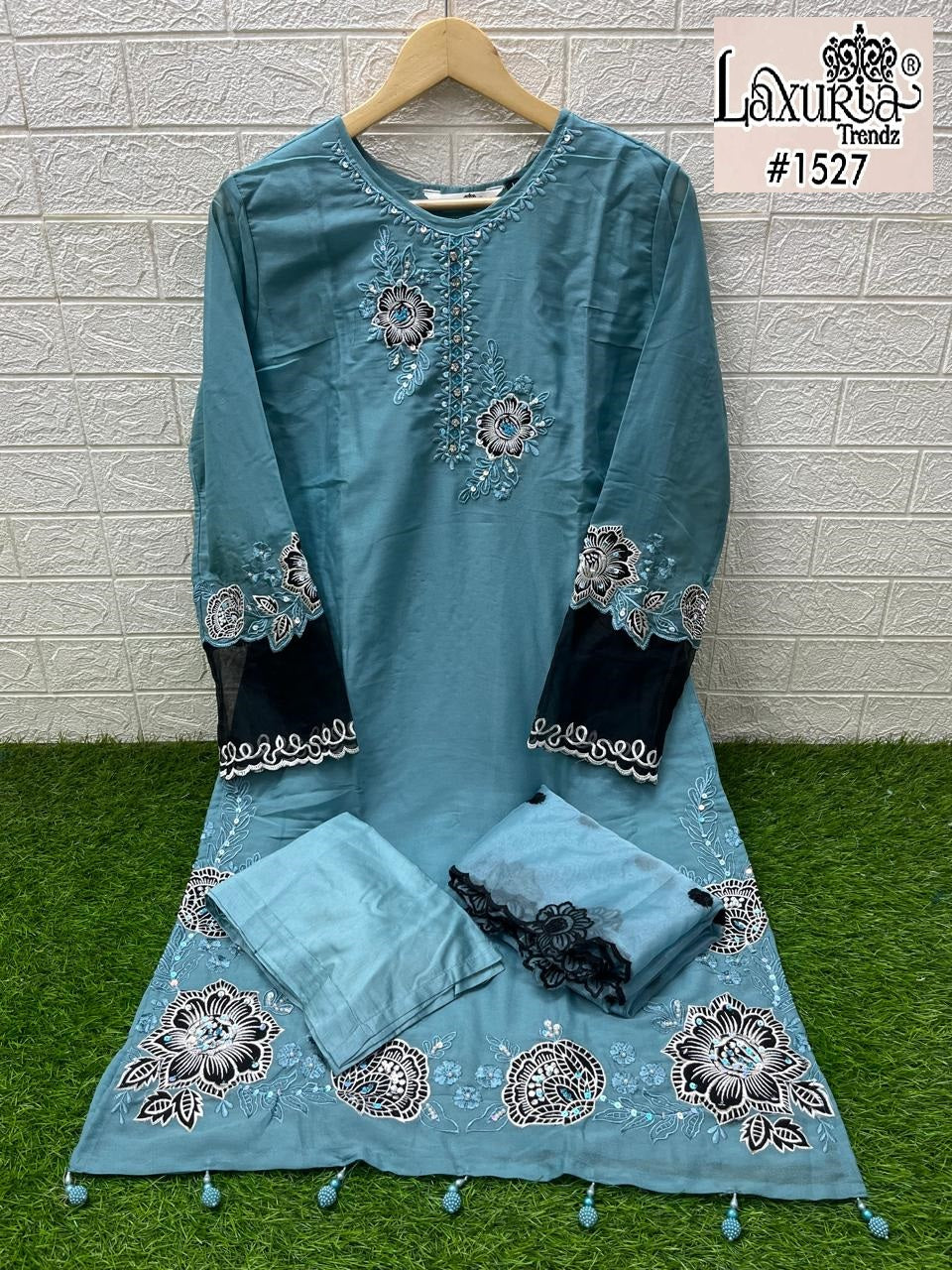 1527 Blue Laxuria Trendz Embroidery Pakistani Readymade Suits
