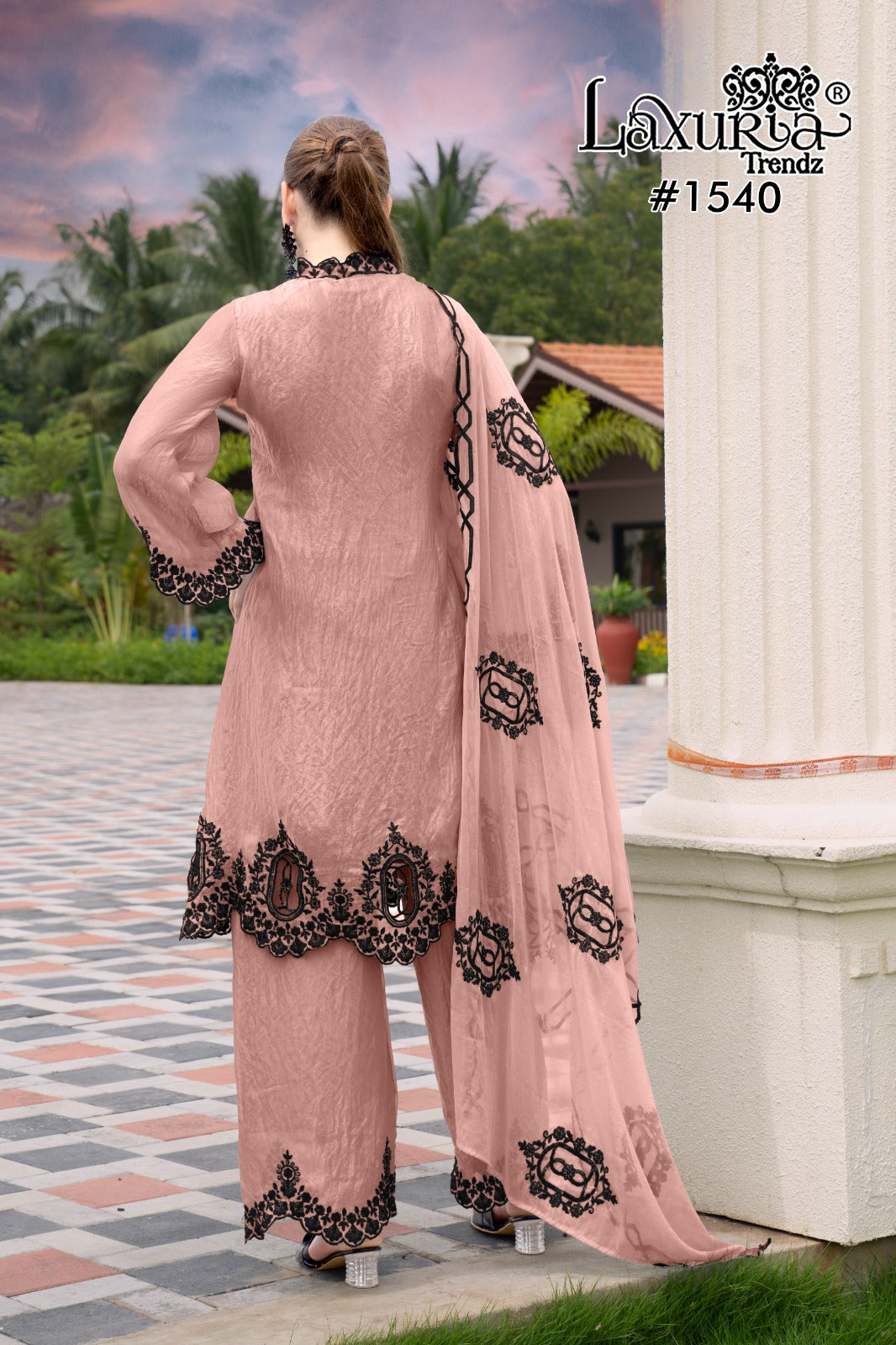 1540 Dusty Rose Laxuria Trendz Fandy Pakistani Readymade Suits