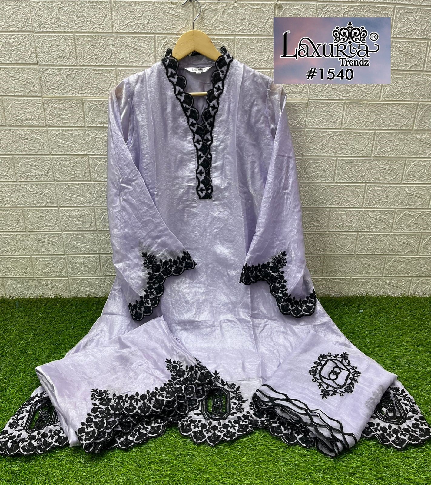 1540 Lavender Laxuria Trendz Fandy Pakistani Readymade Suits