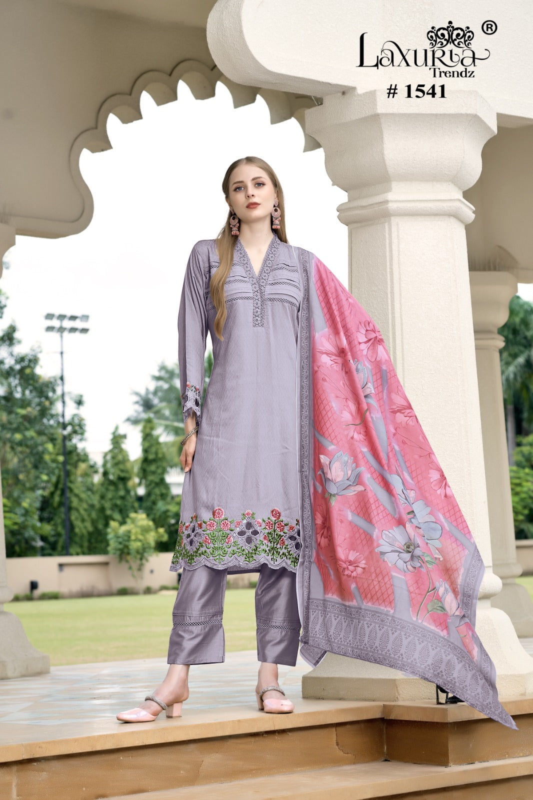 1541 Laxuria Trendz Viscose Pakistani Readymade Suits