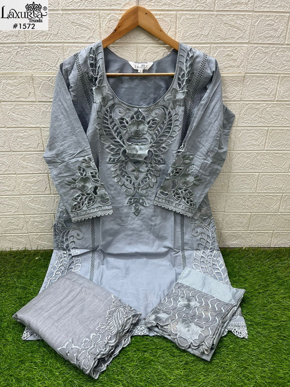 1572 Grey Laxuria Trendz Cambric Pakistani Readymade Suits