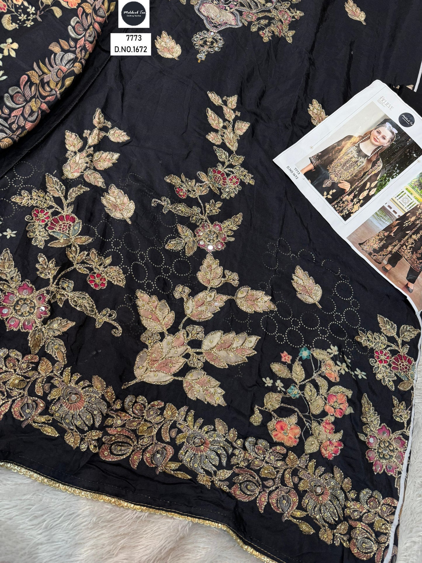 1672 Mehboob Tex Printed Karachi Unstitched Suits