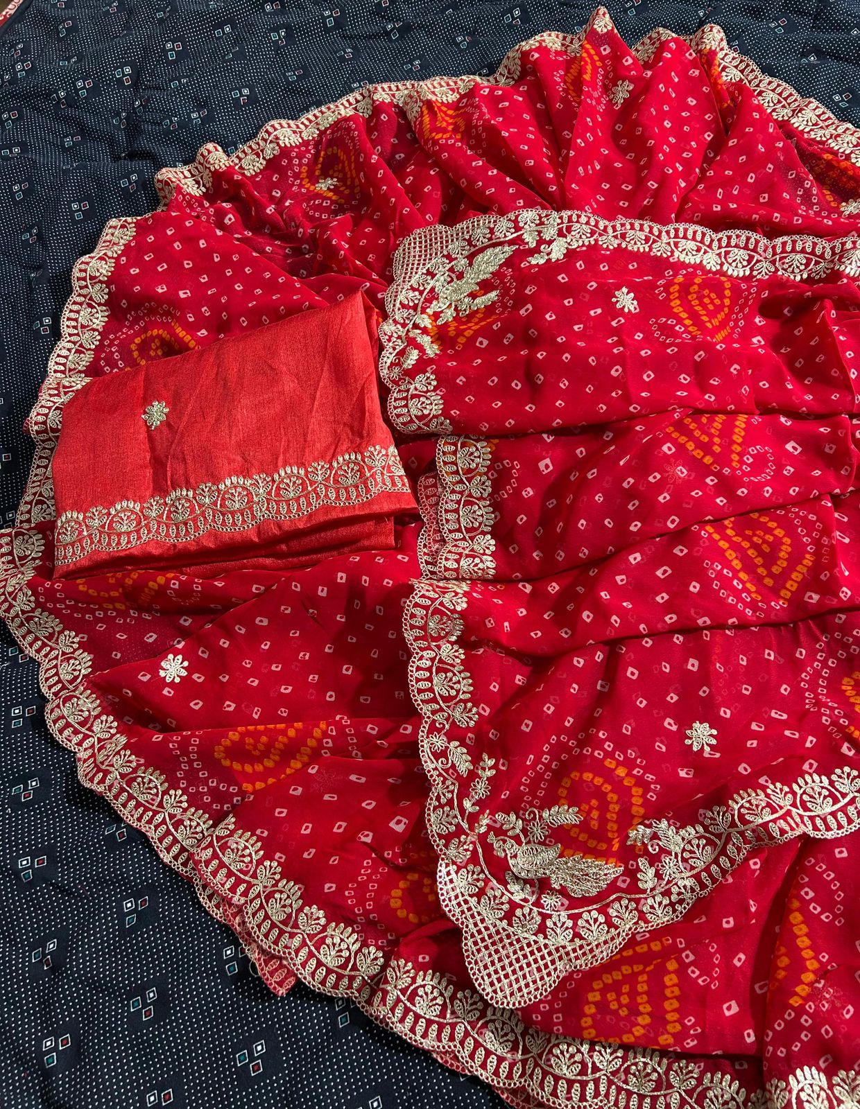 18303 Vedika Jalnidhi Bandhej Sarees