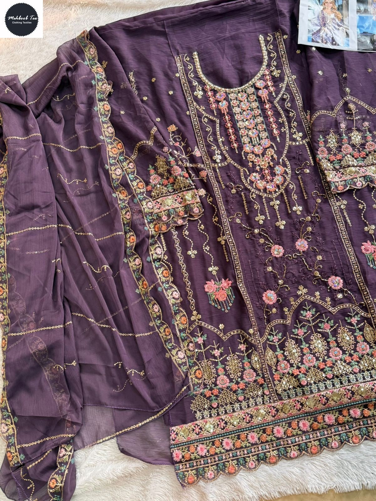 1852-C Mehboob Tex Denting Chiffon Pakistani Salwar Suits