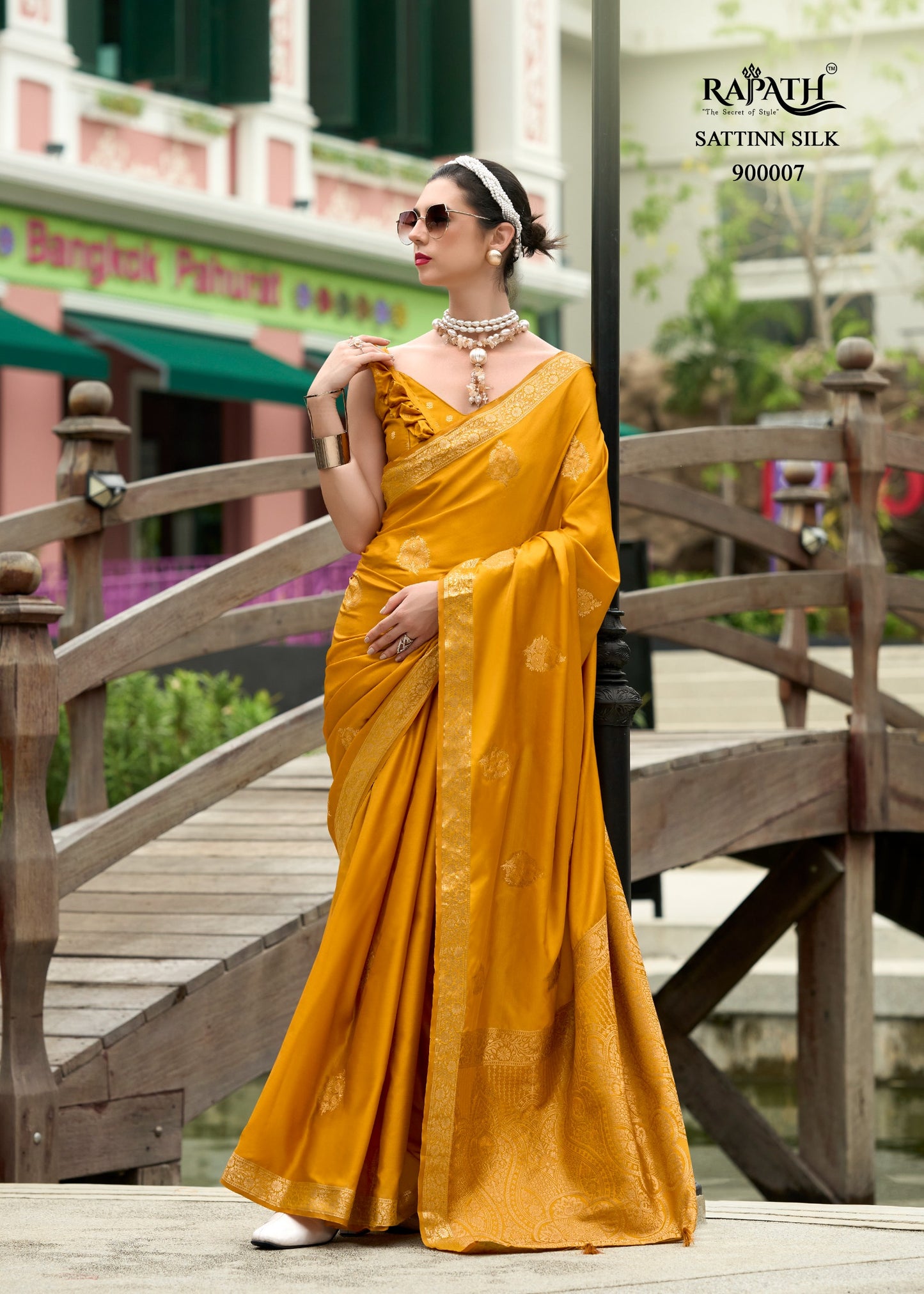900007 Honey Bee Rajpath Sarees