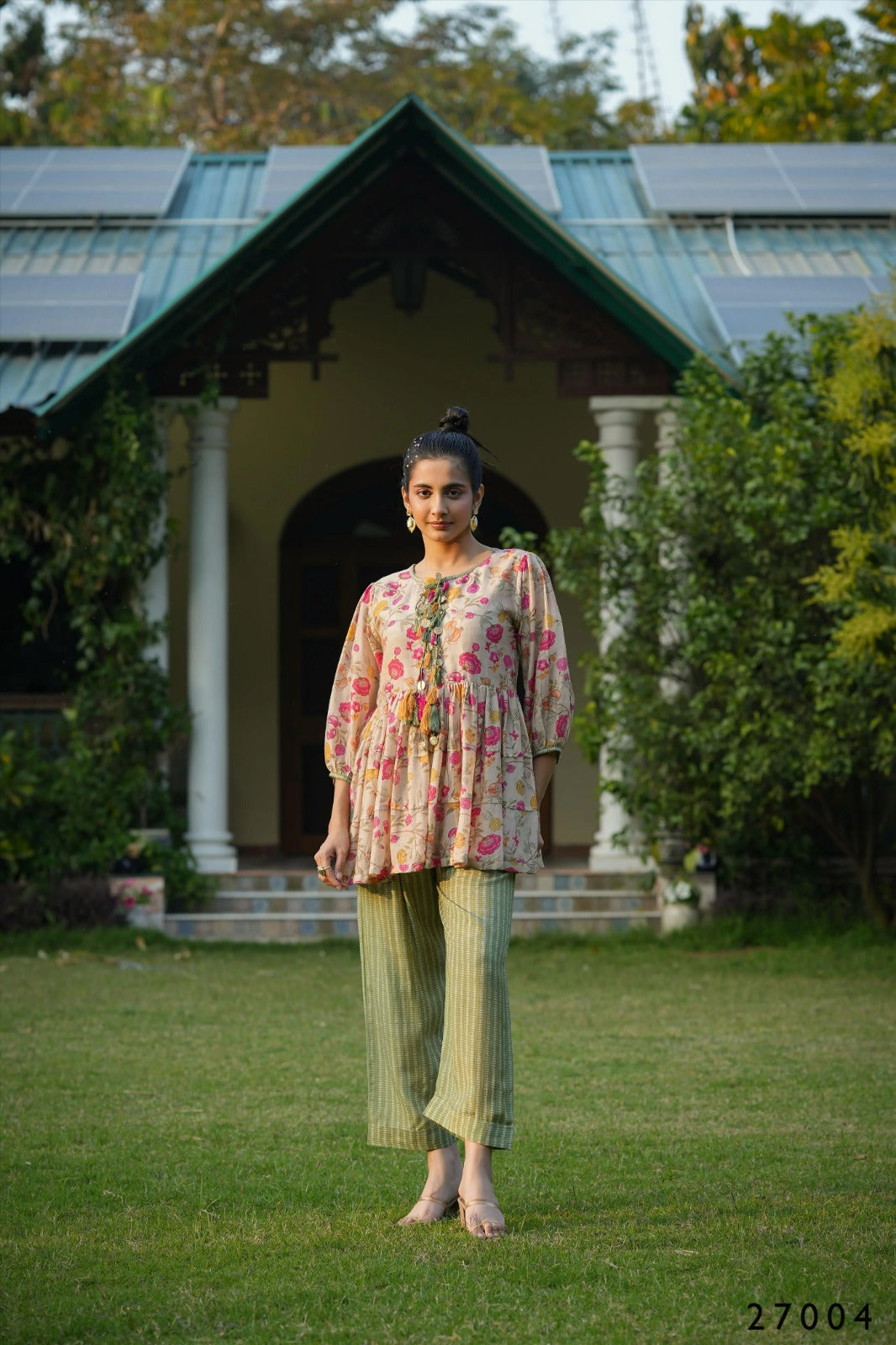 27004 Anya Tejasvee Co Ord Set