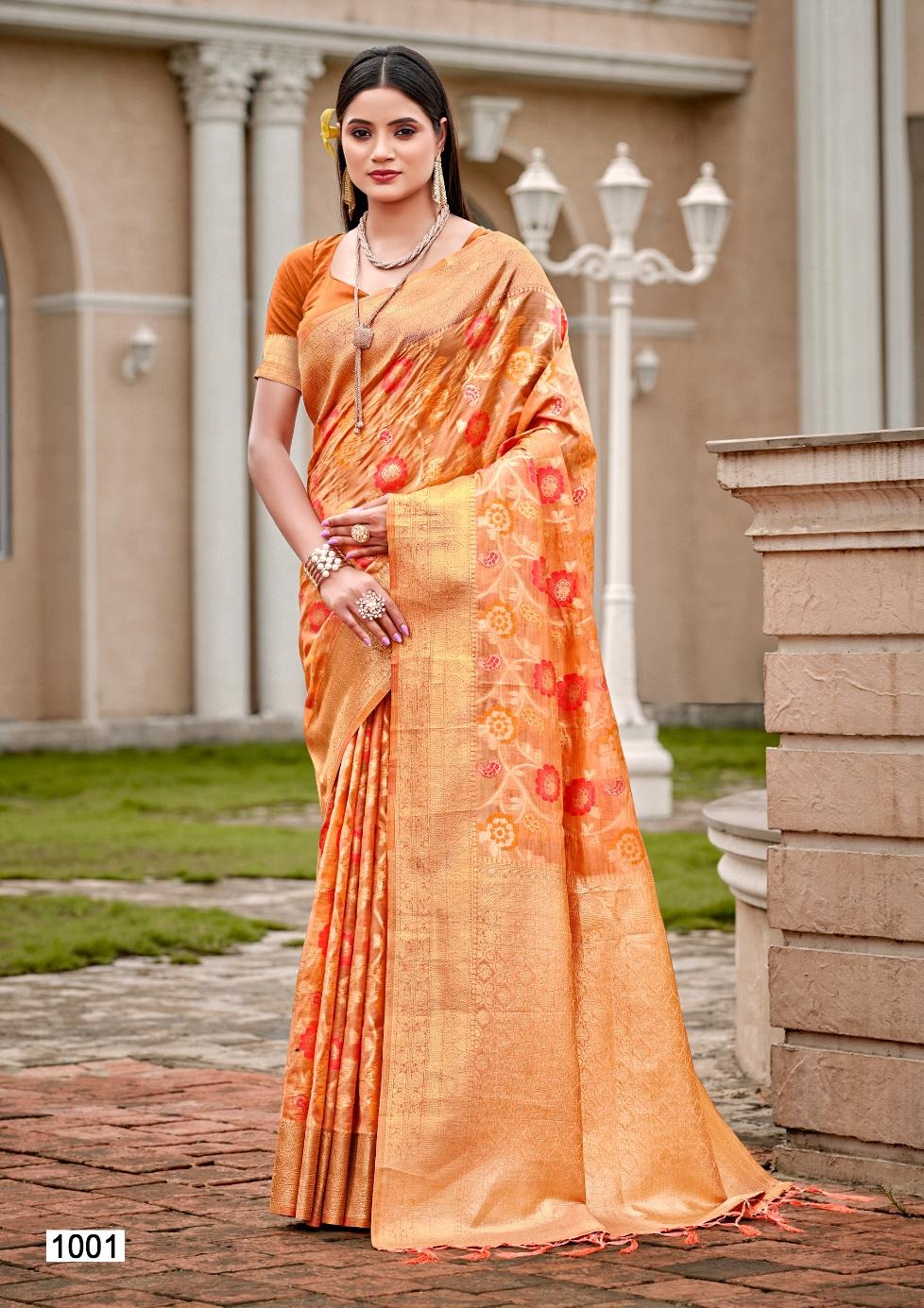 1001 Roopnikhar Bunawat Sarees