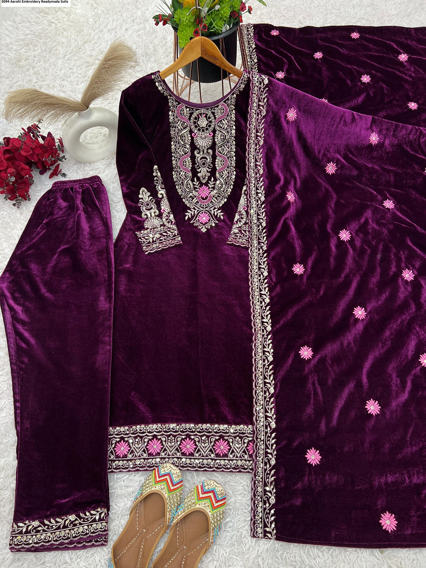 3094 Aarohi Embroidery Velvet Suits