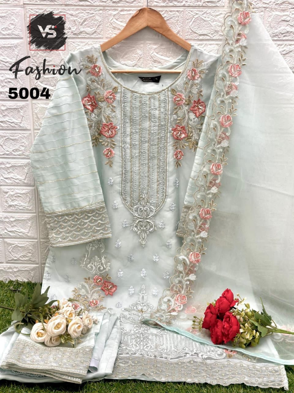 5004 White Vs Fashion Pakistani Readymade Suits