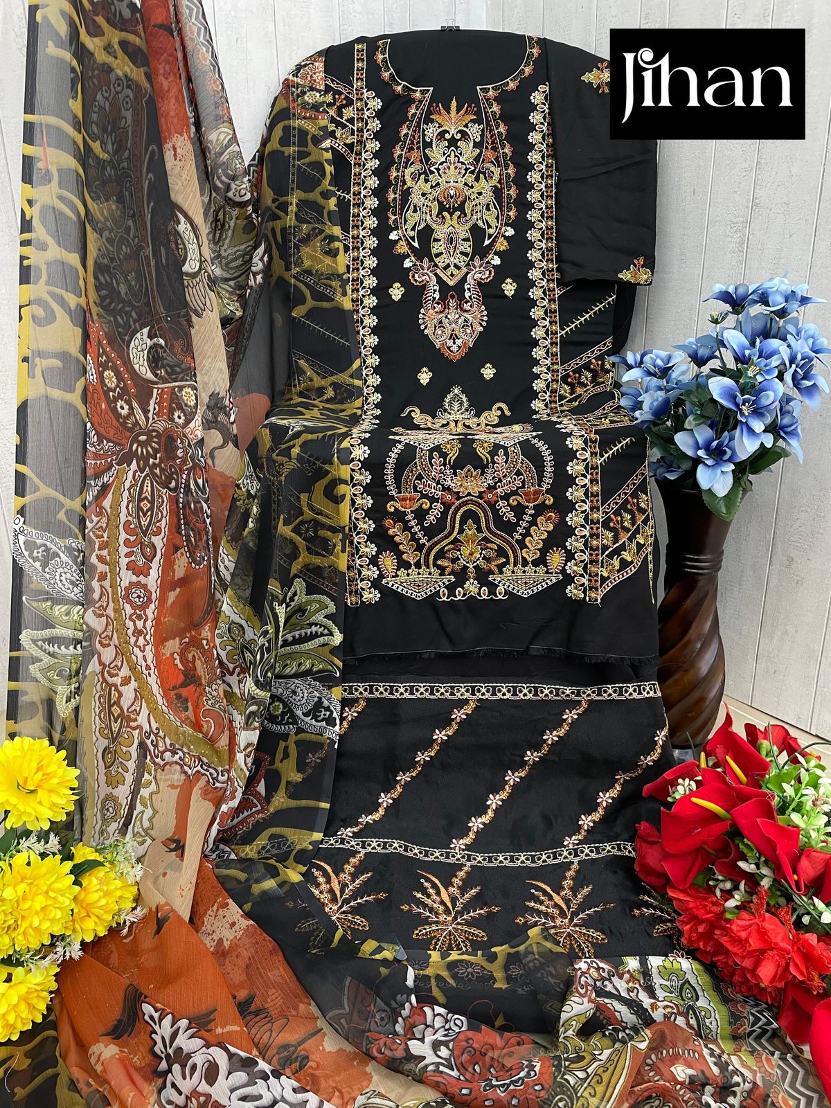 3462 Riwayat Jihan Embroidery Pakistani Salwar Suits