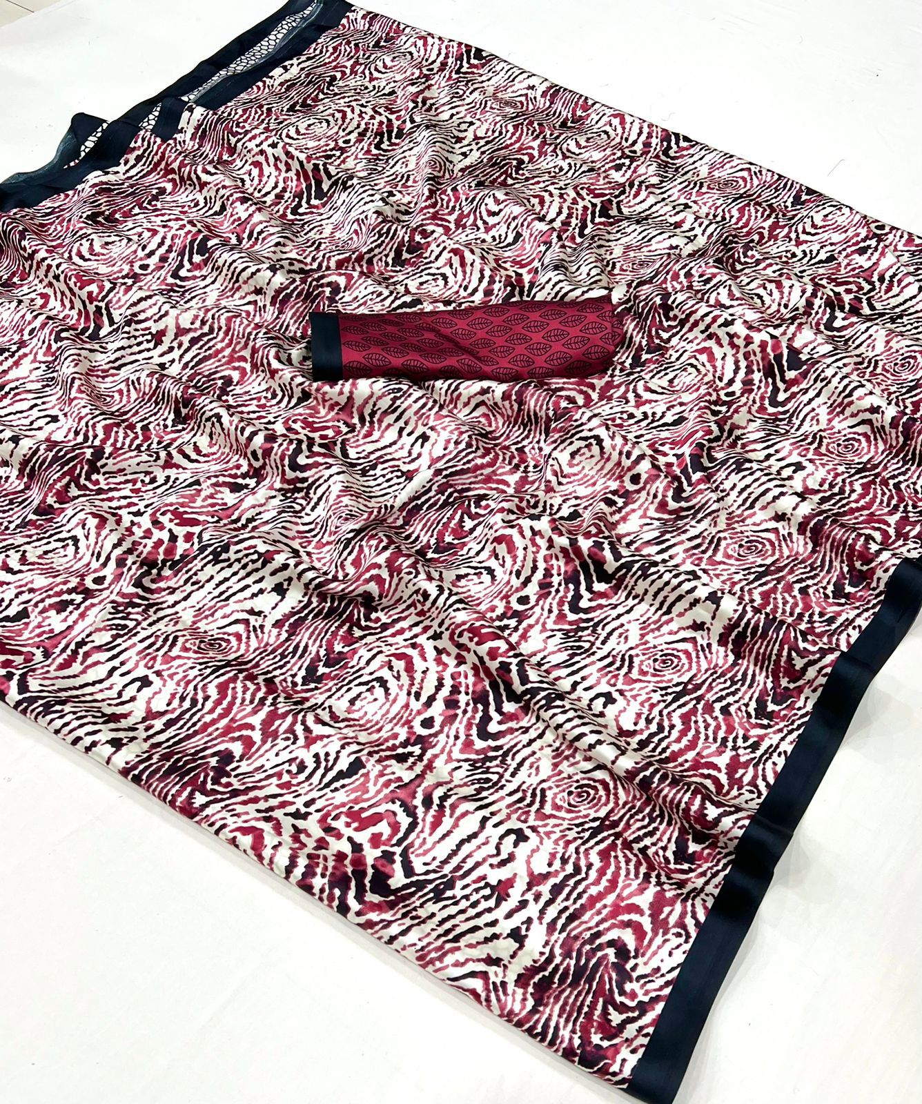 396012 Kazule Rajtex Satin Sarees