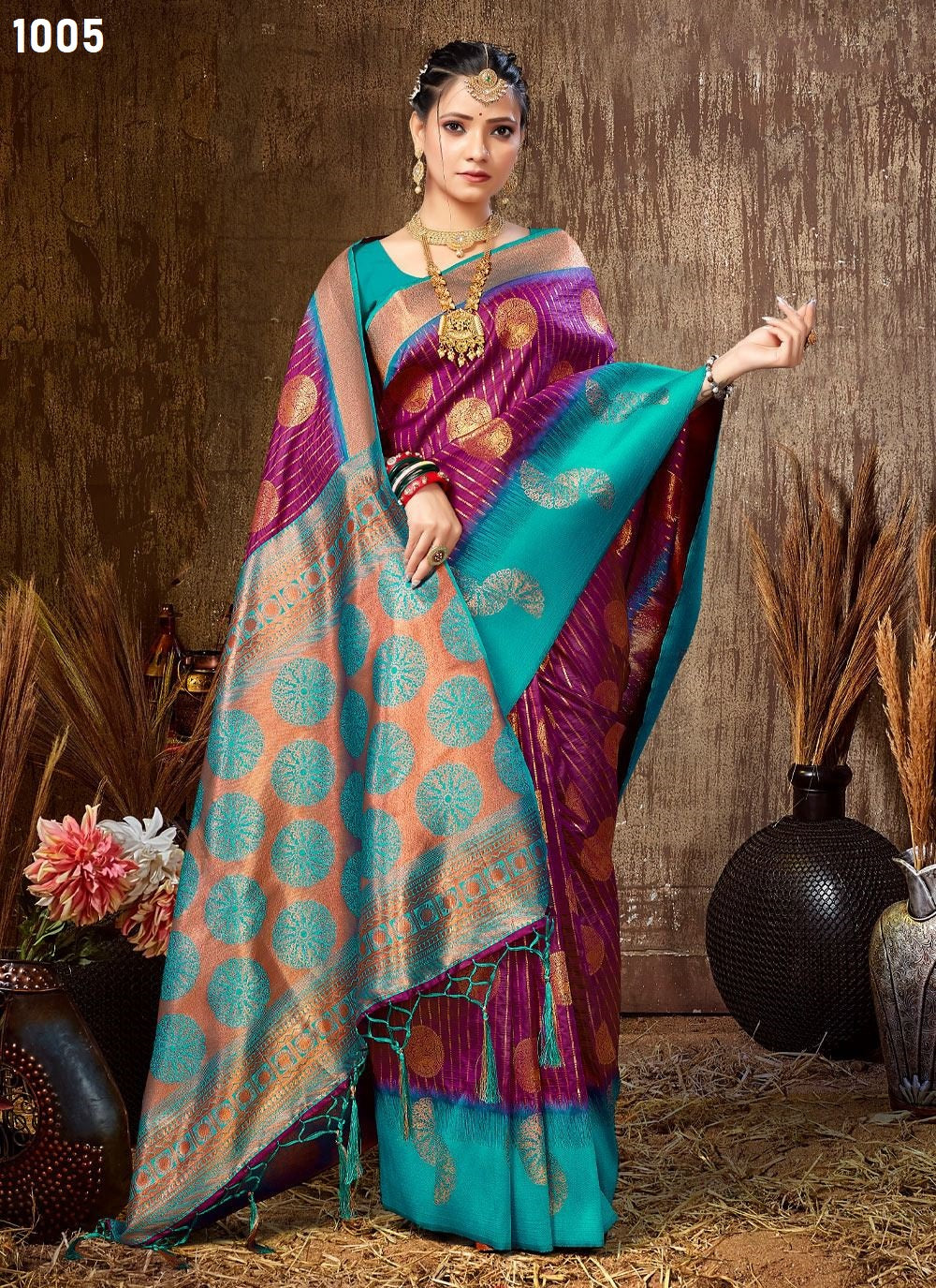 1005 Vahini Bunawat Sarees