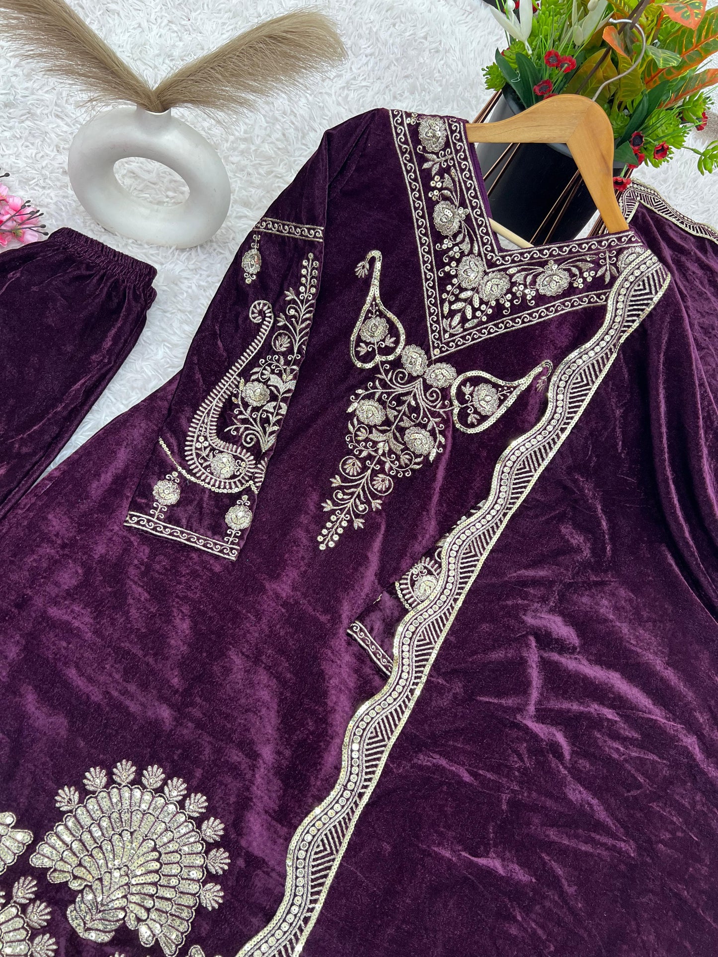5210 Aarohi Sequence Work Velvet Suits