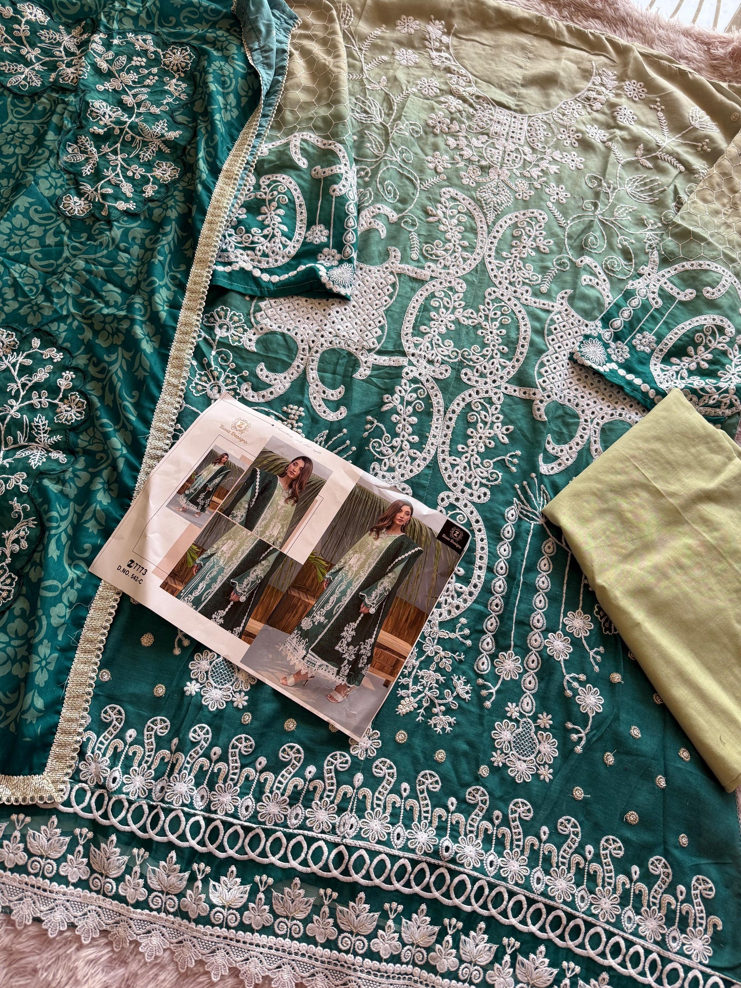 542C Ziaaz Designs Cotton Pakistani Salwar Suits