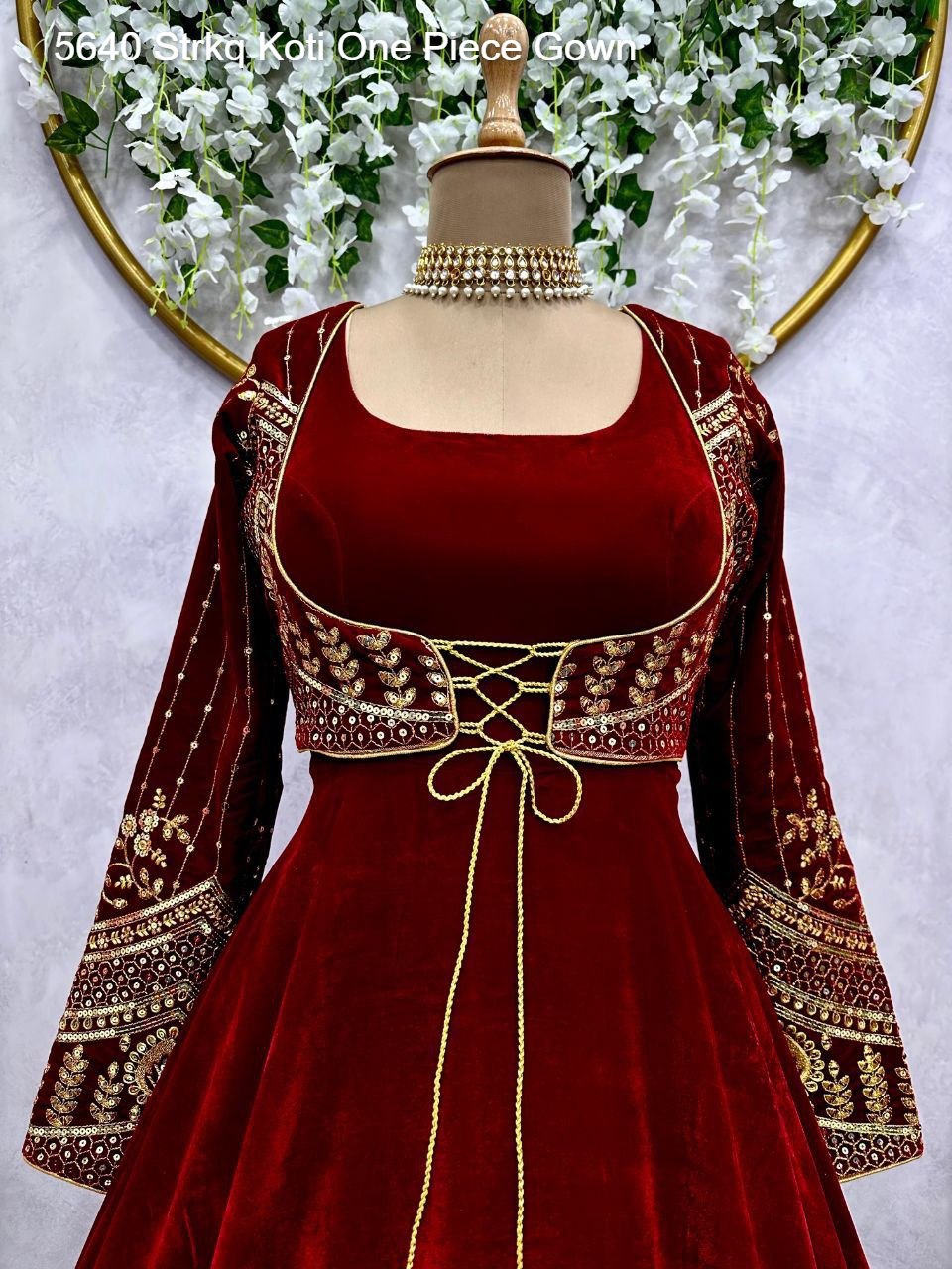 5640 Strkq Koti One Piece Gown