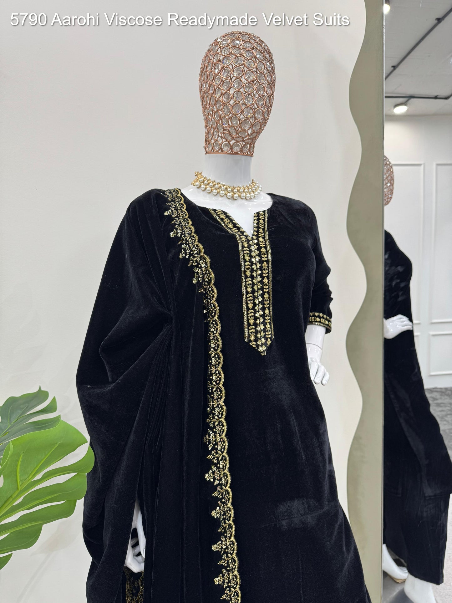 5790 Aarohi Viscose Readymade Velvet Suits