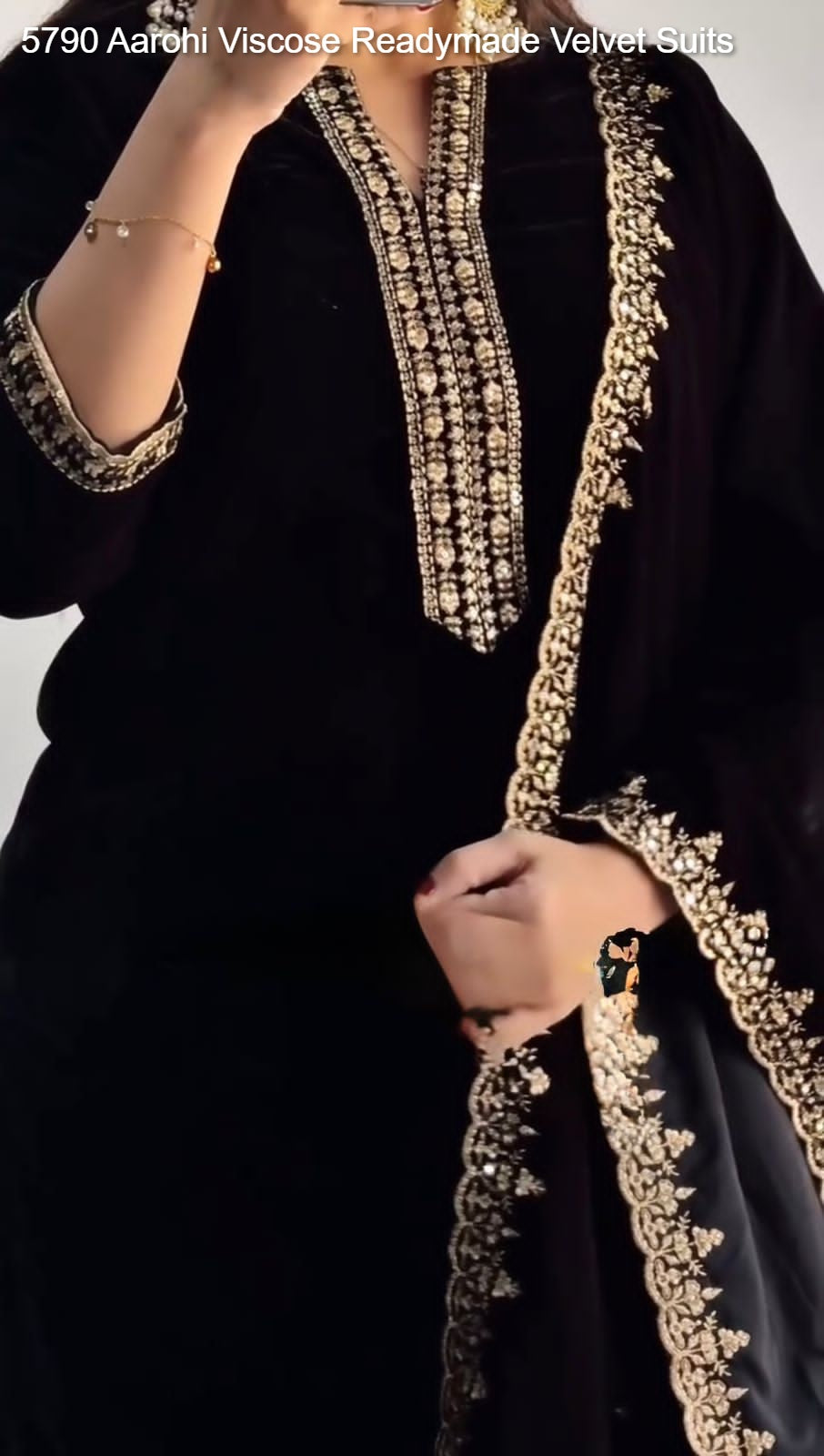5790 Aarohi Viscose Readymade Velvet Suits