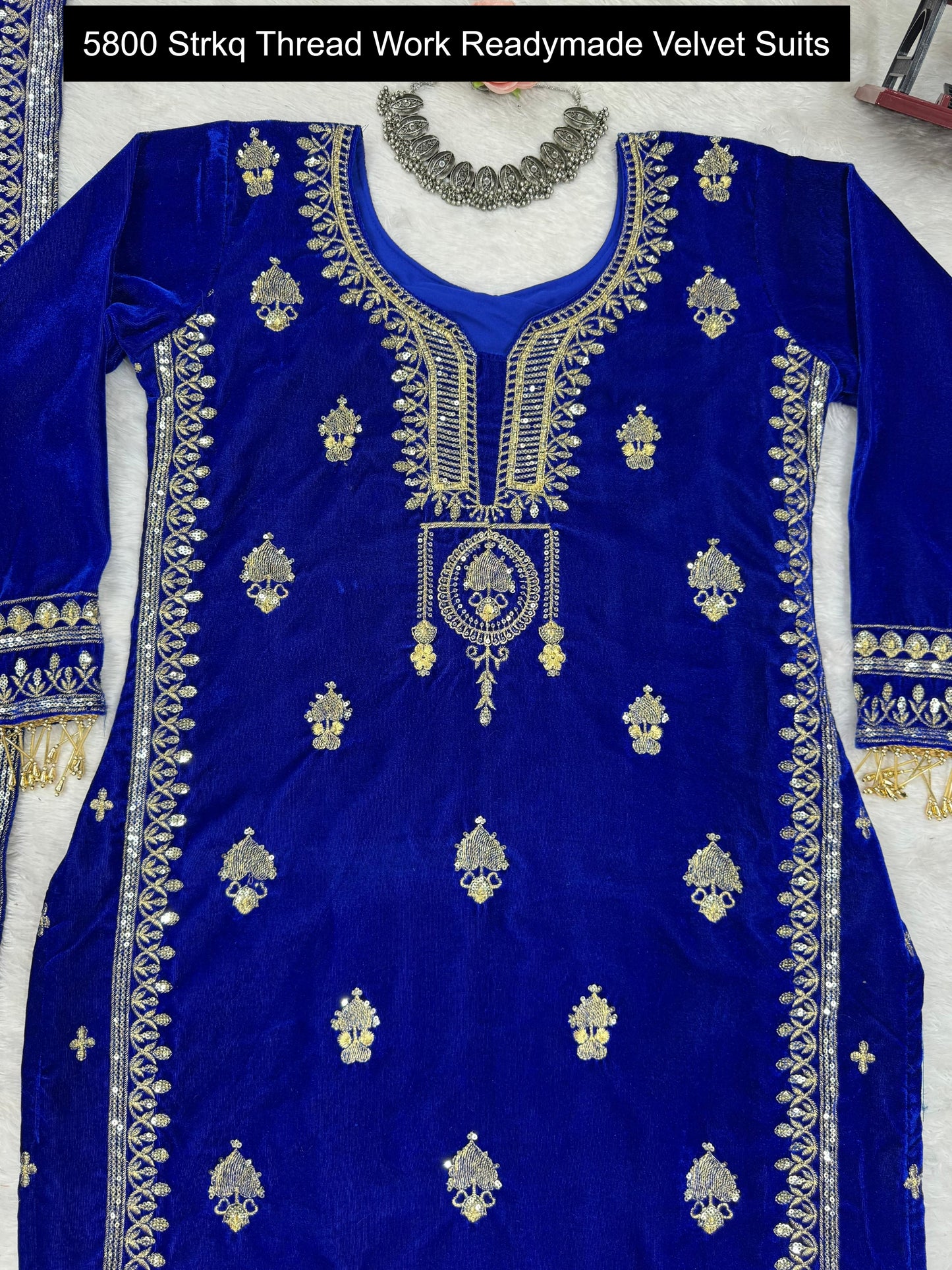 5800 Strkq Thread Work Readymade Velvet Suits