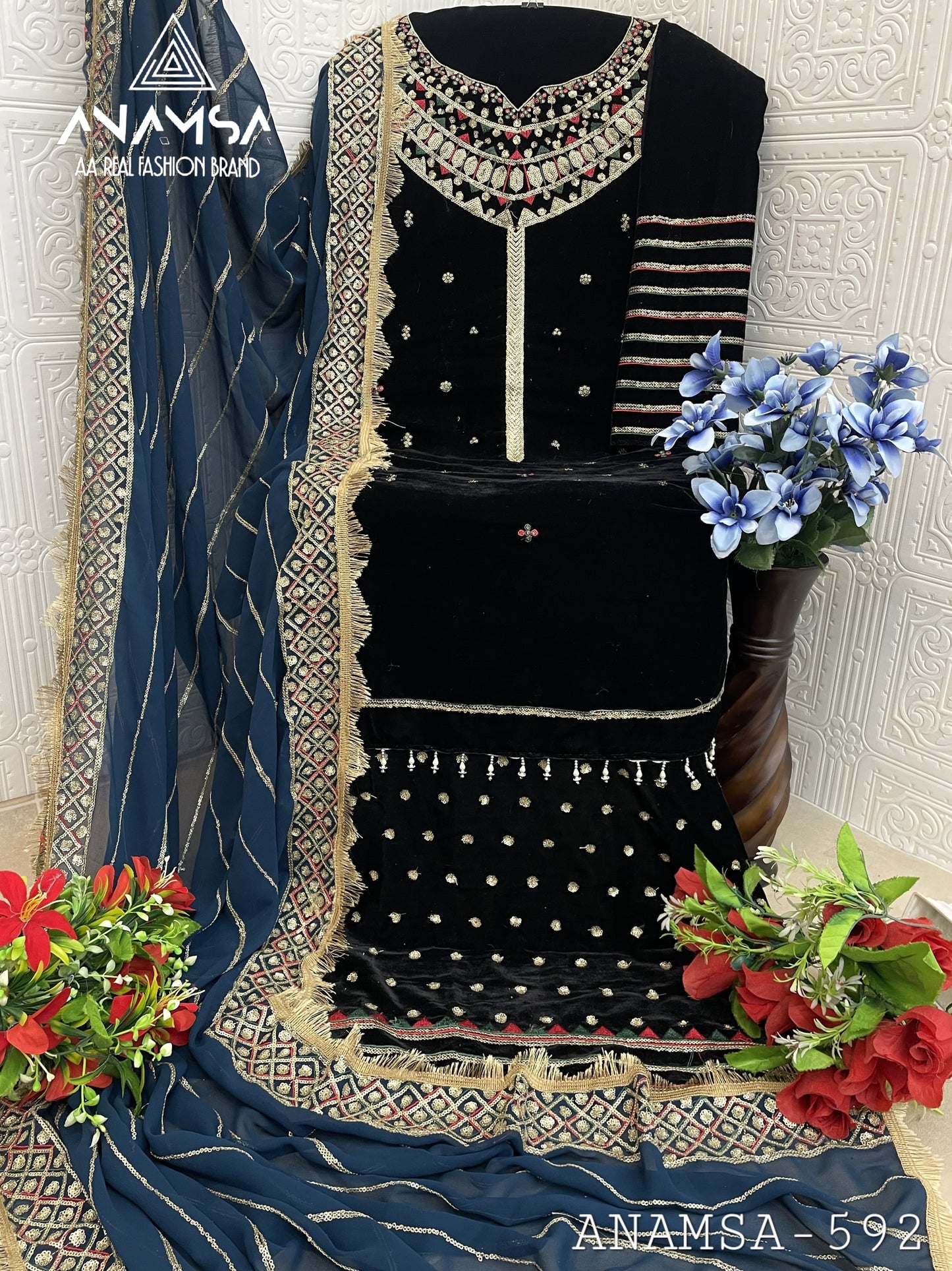592 Anamsa Sequence Work Velvet Suits