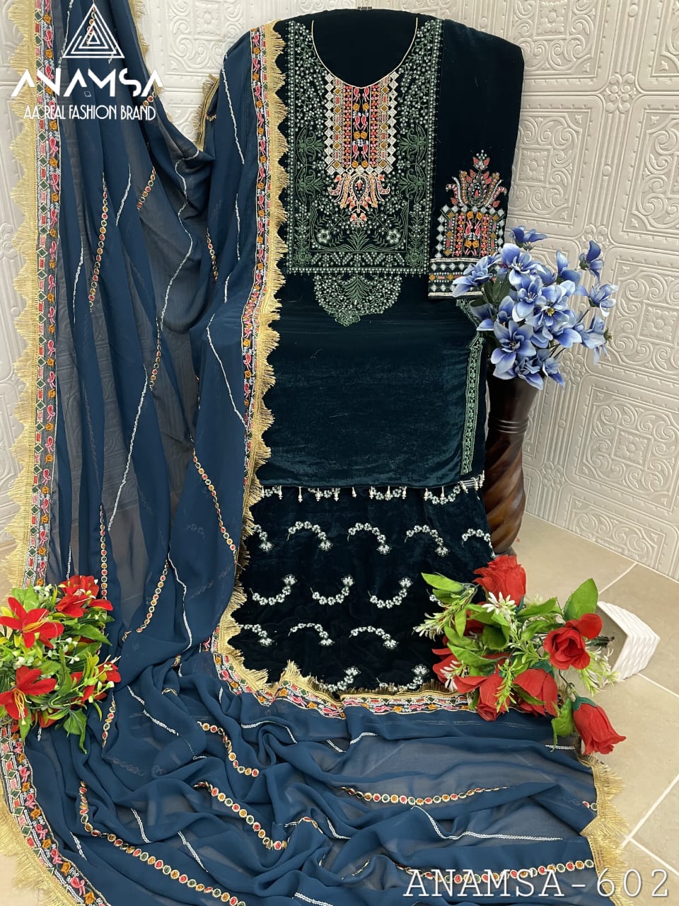 602 Anamsa Sequence Work Velvet Suits