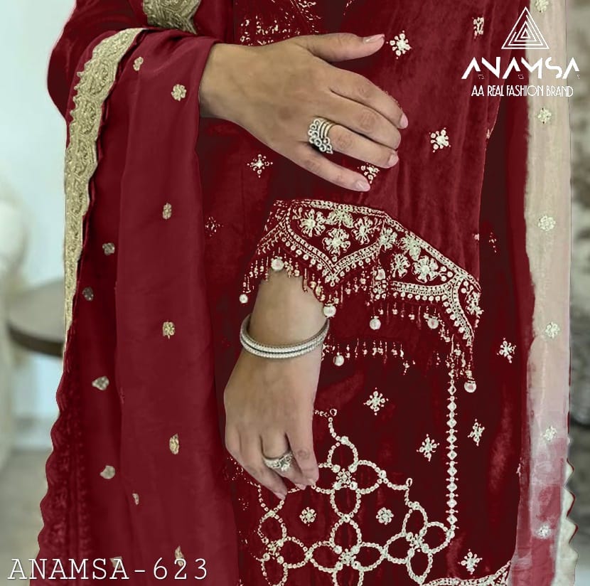 623 Anamsa Embroidered Velvet Suits