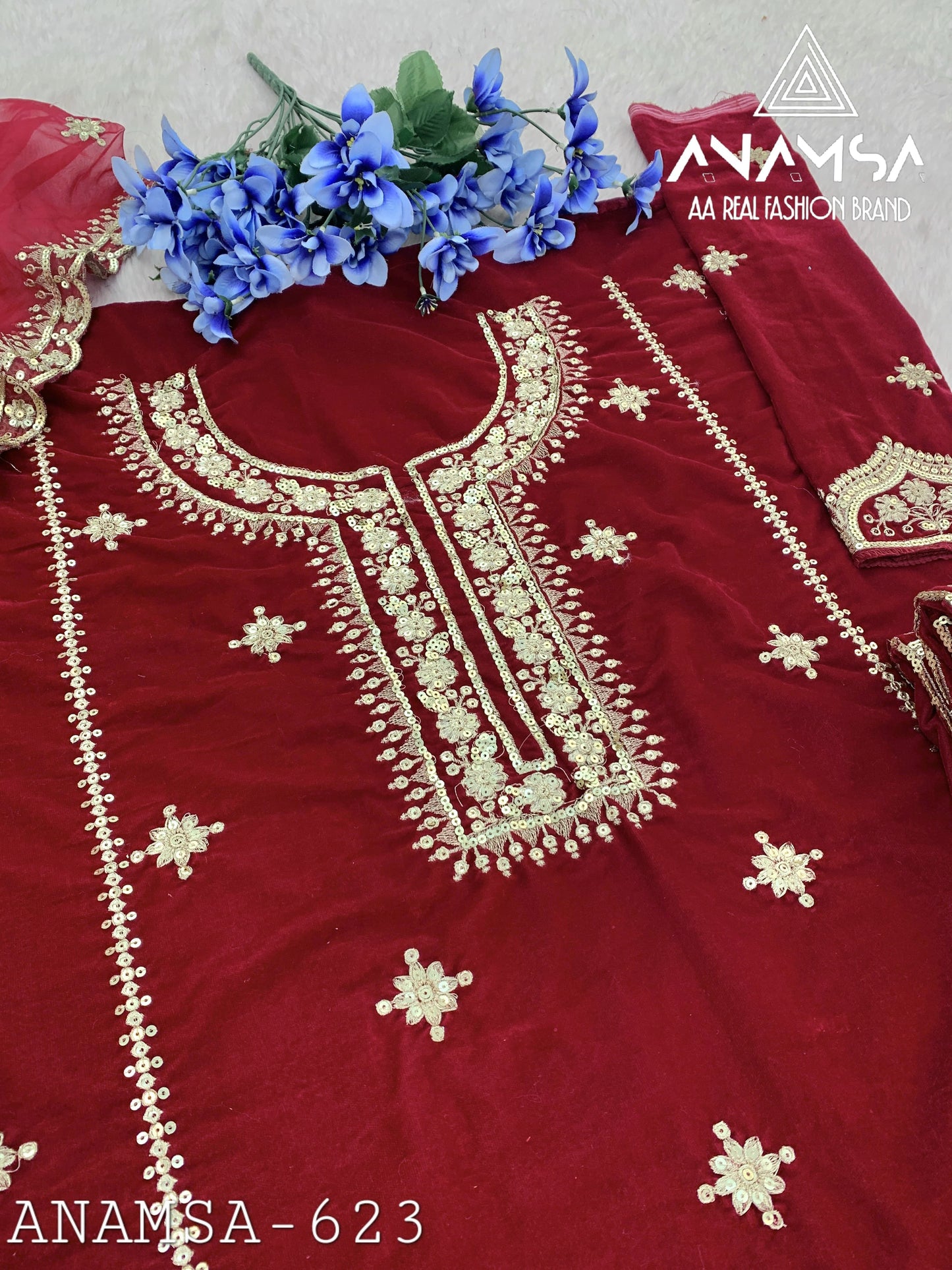 623 Anamsa Embroidered Velvet Suits