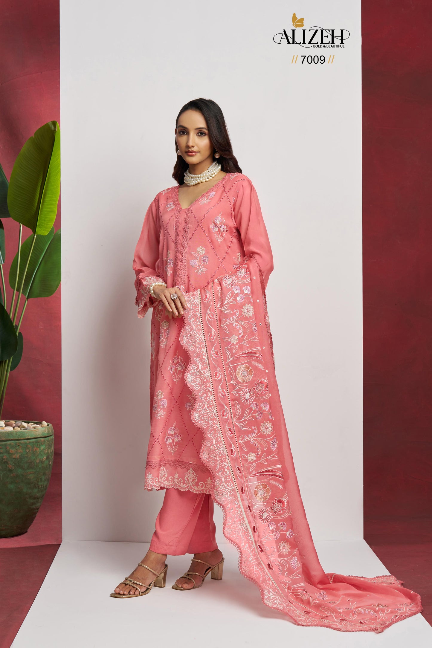 7009 Saadgi Alizeh Embroidery Unstitched Suits