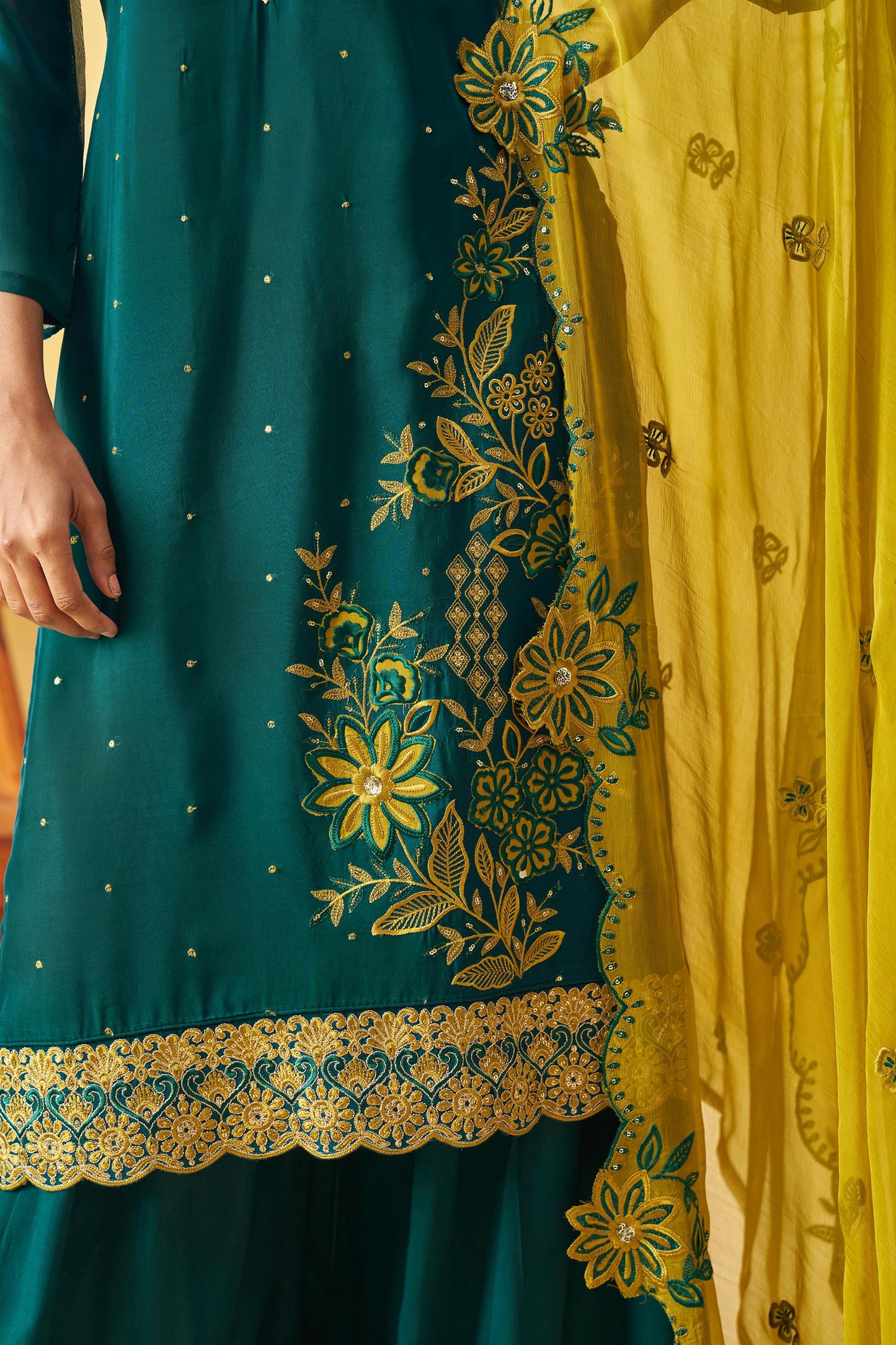7016 Shagun-1 Alizeh Pure Organza Readymade Suits