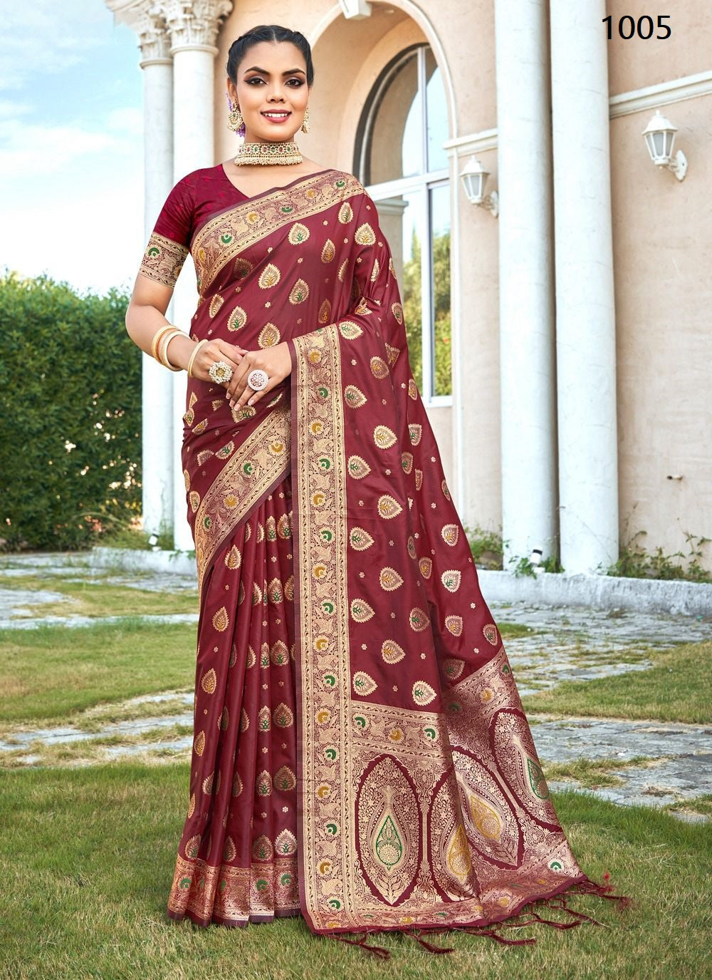 1005 Radha Pyari Bunawat Sarees