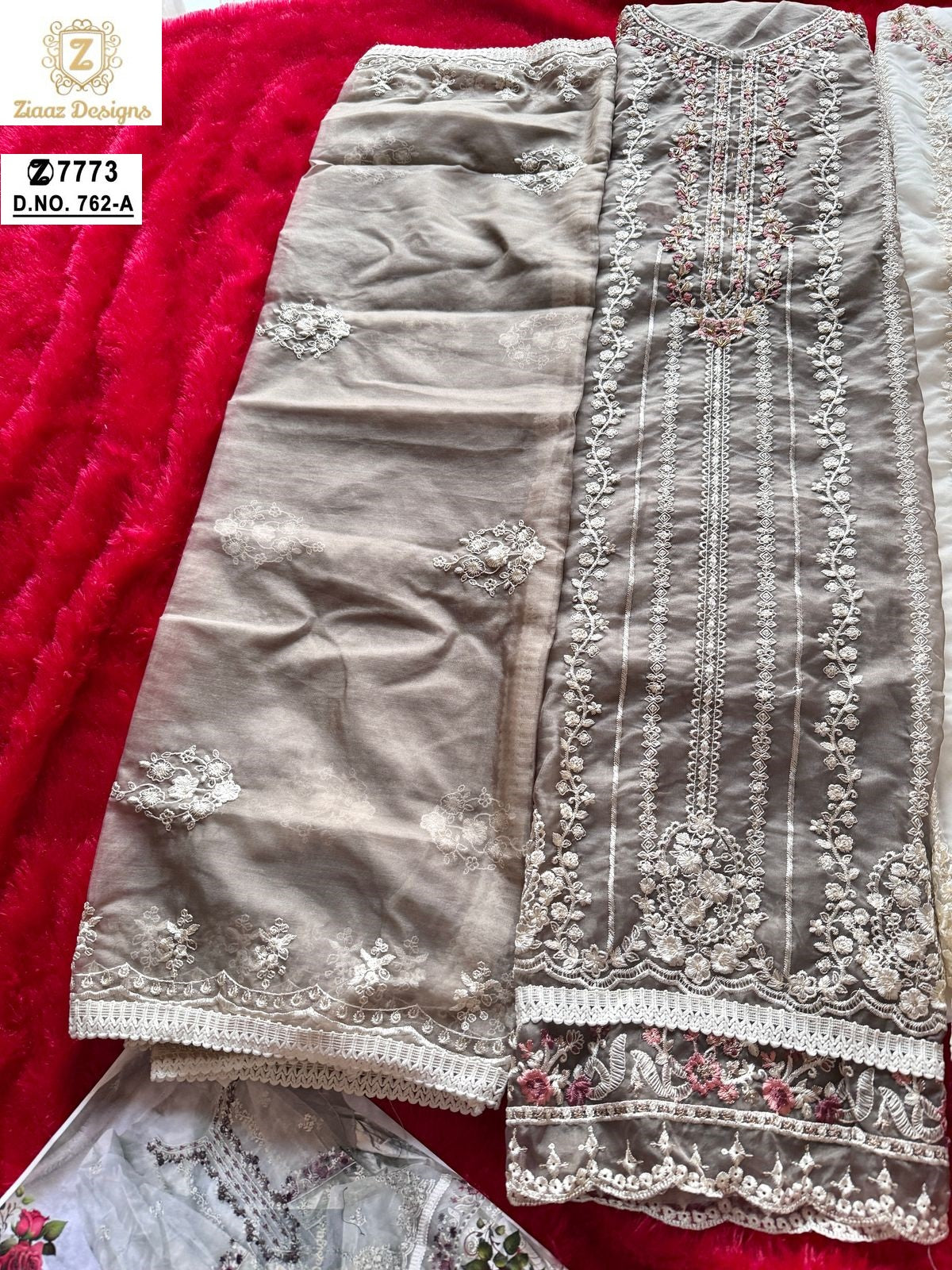 762A Ziaaz Designs Organza Pakistani Salwar Suits
