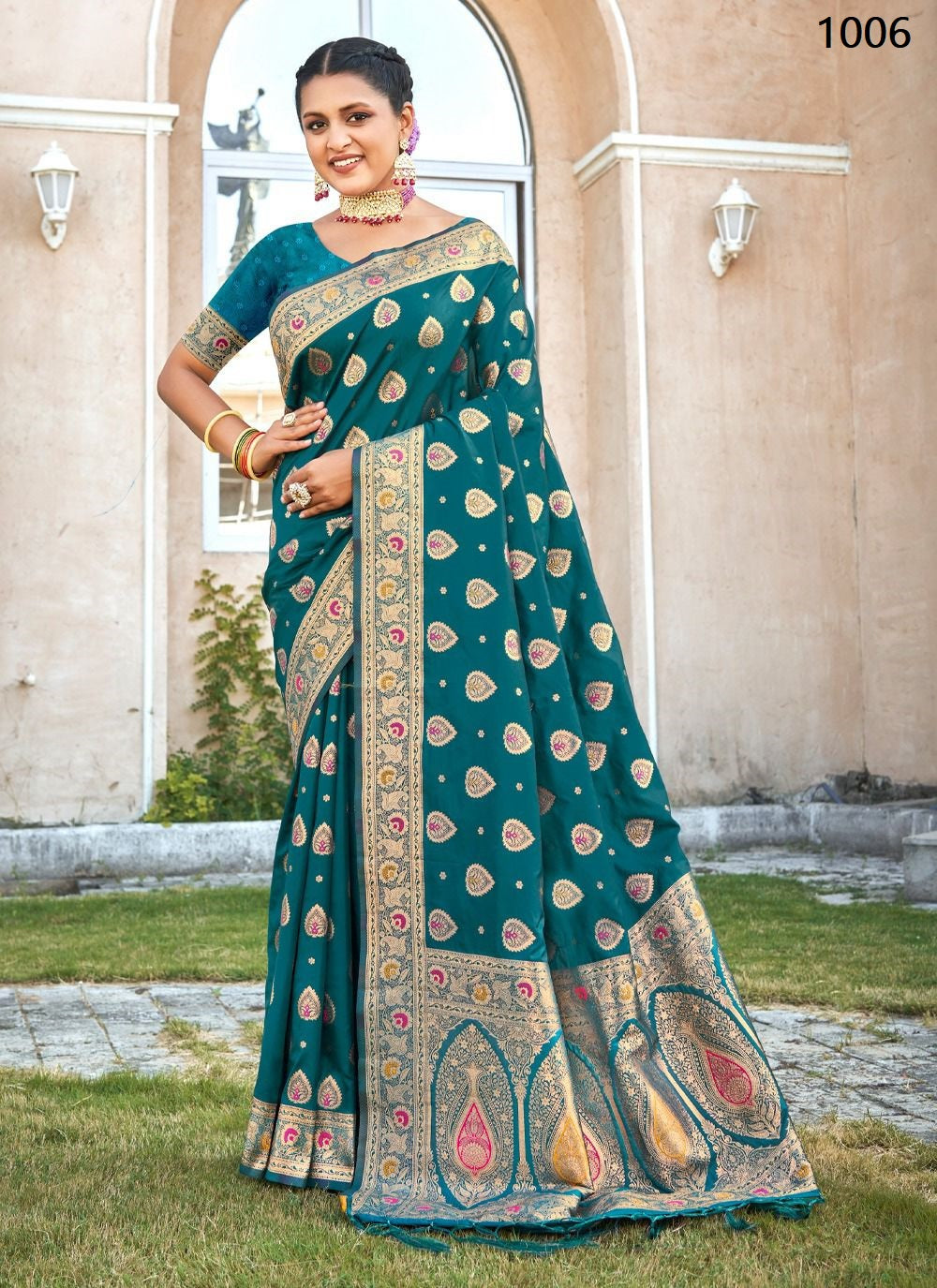 1006 Radha Pyari Bunawat Sarees
